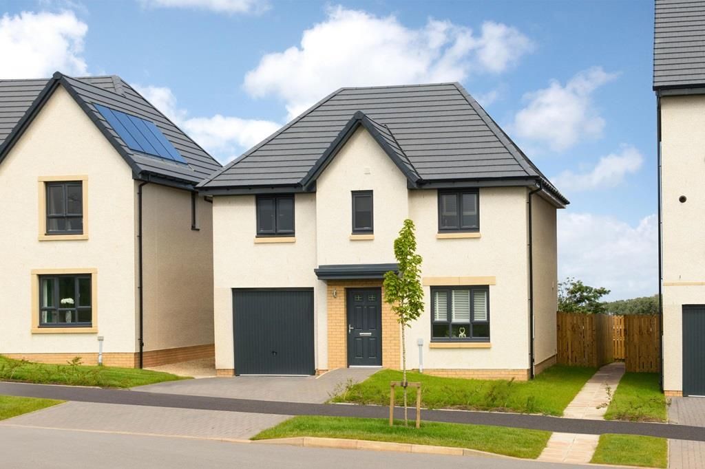 Fenton at Gilmerton Station Road, Edinburgh EH17  