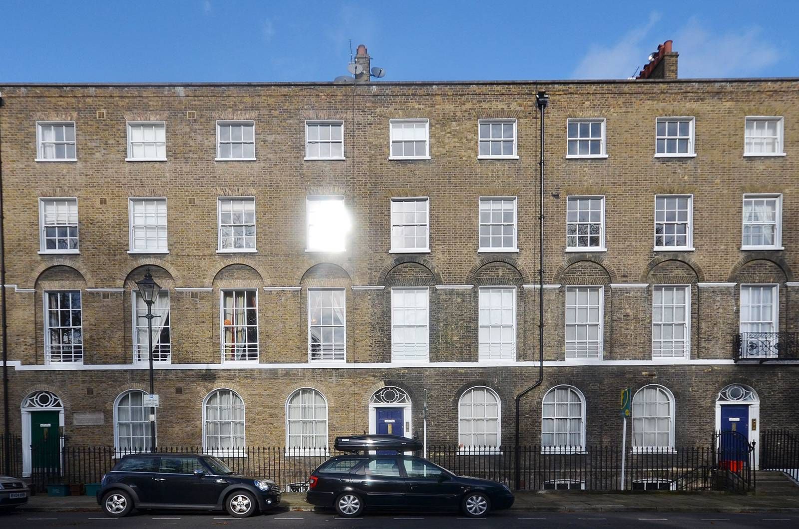2 bed flat to rent in Myddelton Square, Clerkenwell, London EC1R Zoopla