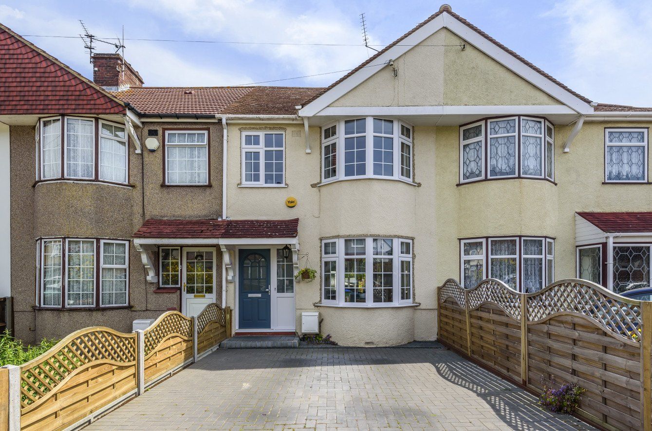 3 bed terraced house for sale in Eastcote Road, Welling, Kent DA16 Zoopla