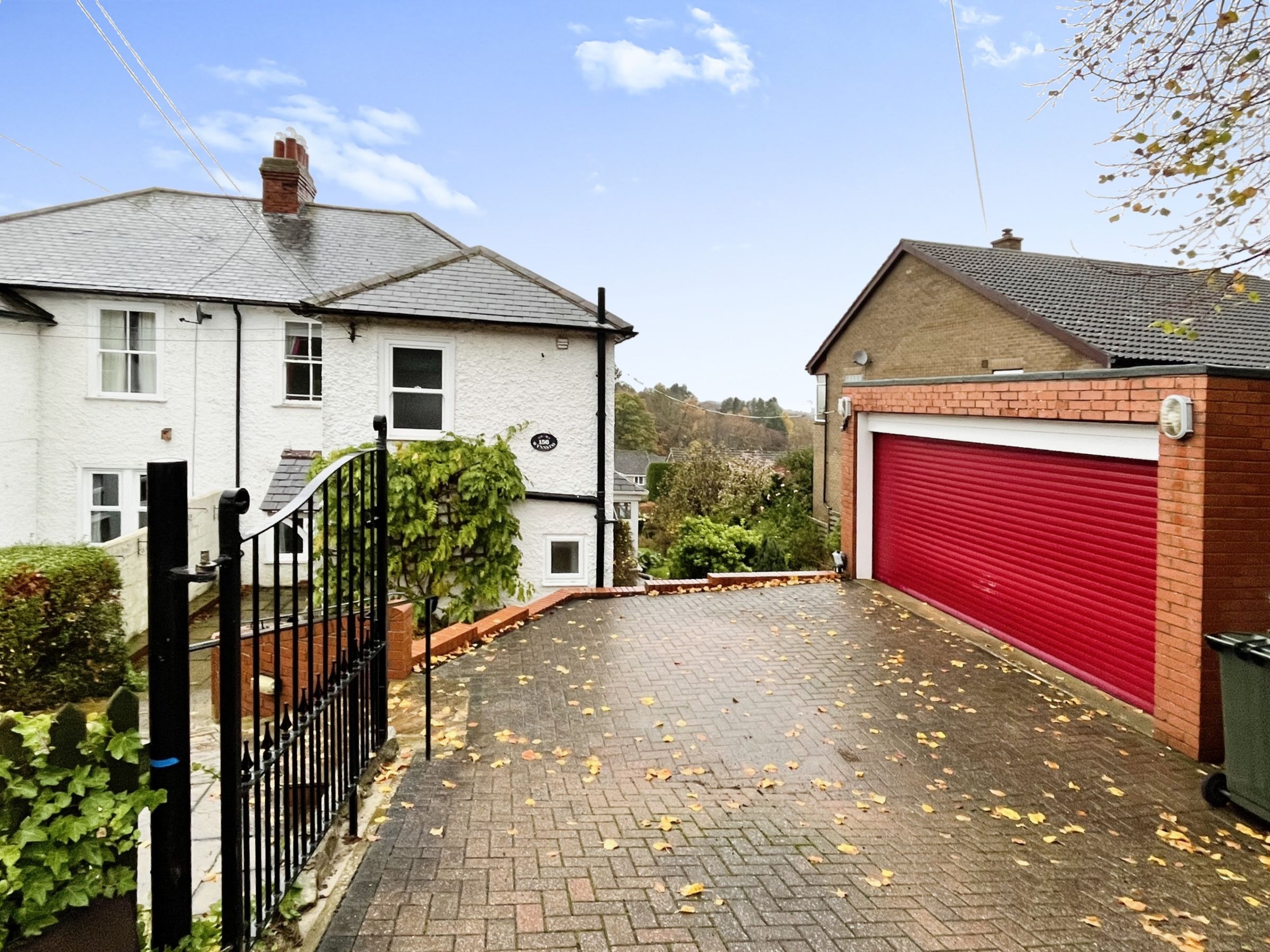 4 bed semidetached house for sale in New Ridley Road, Stocksfield NE43