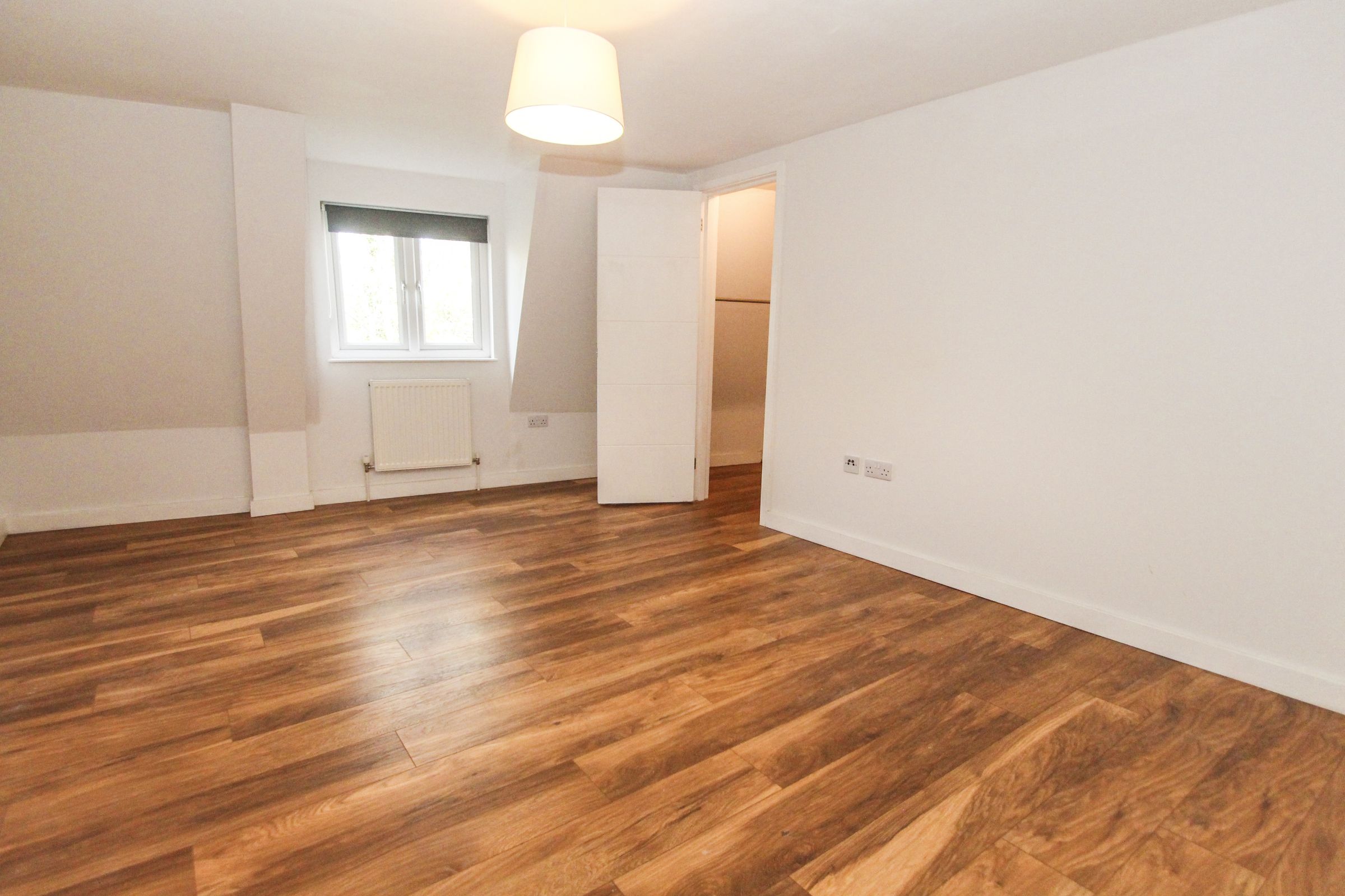 2 bed flat to rent in Mayville Road, Leytonstone, London E11 Zoopla