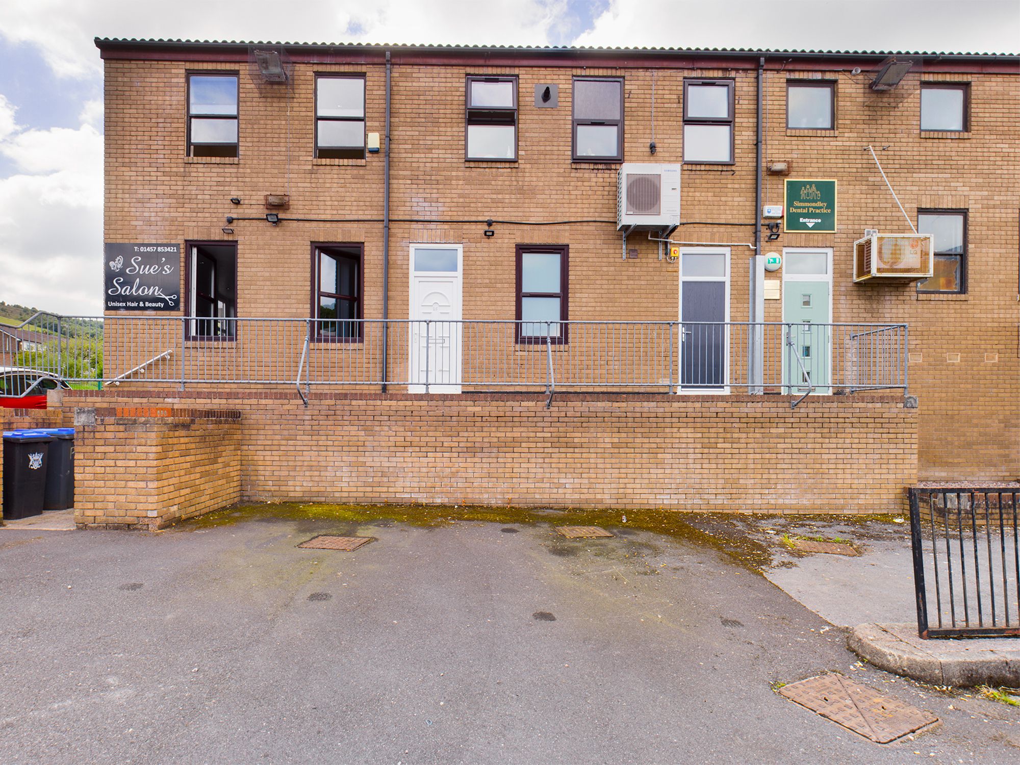 3 bed terraced house for sale in Pennine Road, Glossop SK13 Zoopla