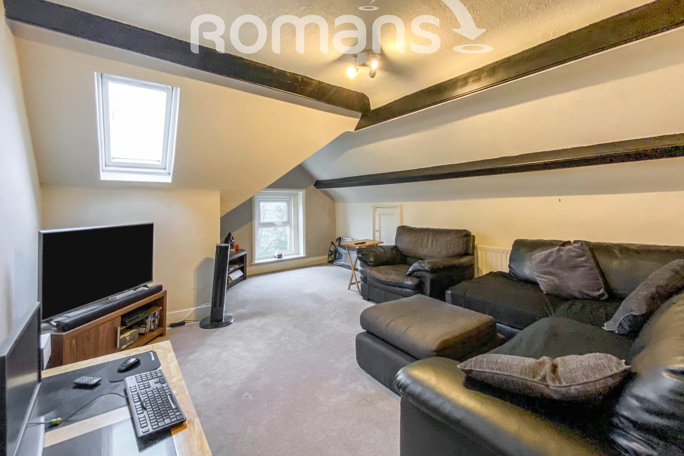 1 bed flat to rent in Reading Road South, Church Crookham, Fleet GU52