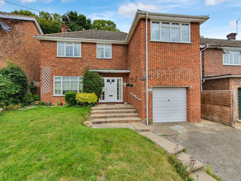 4 bed detached house for sale in Friars Gardens, Hughenden Valley, High HP14 Zoopla