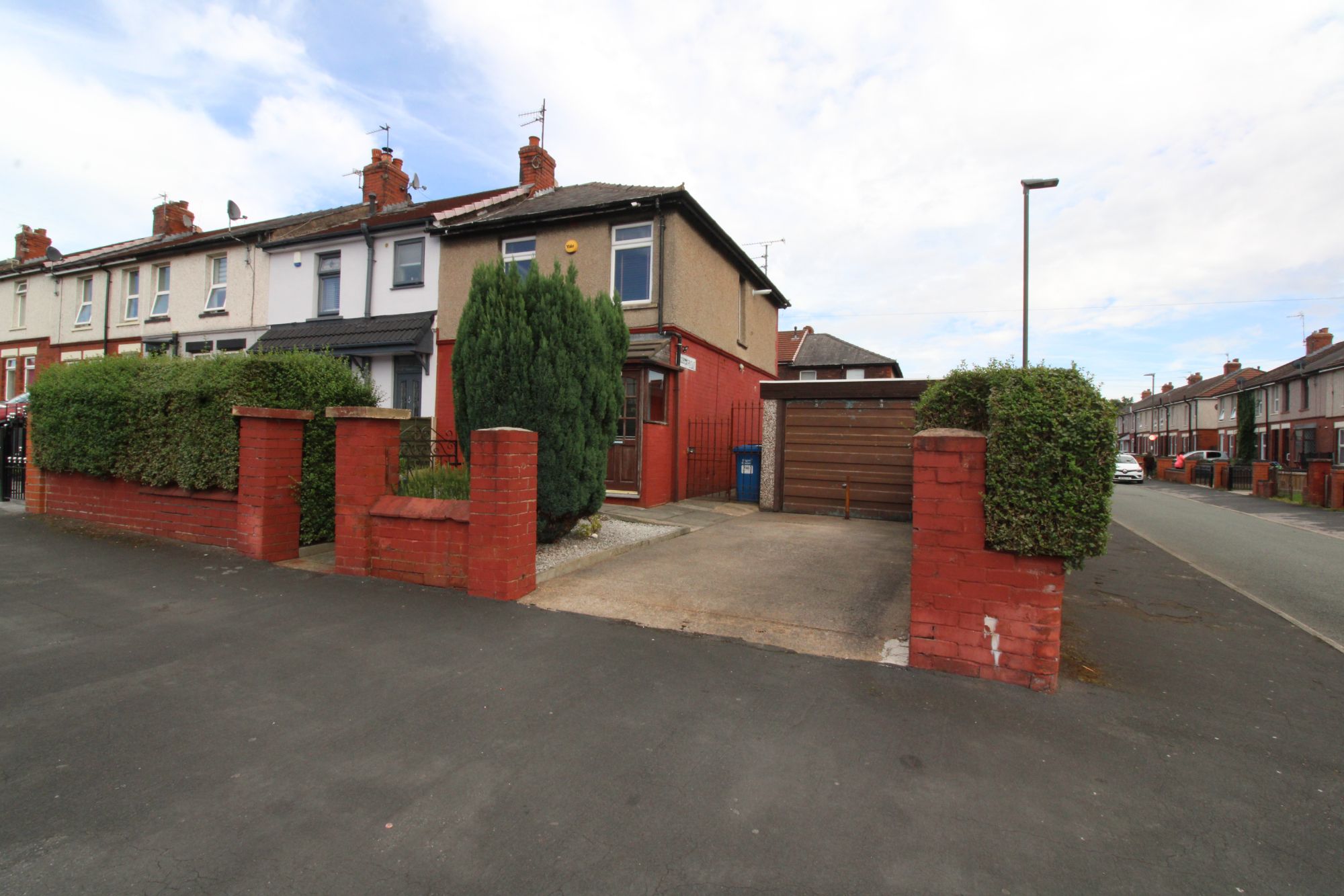 2 bed end terrace house for sale in Bright Street, Leigh WN7 Zoopla