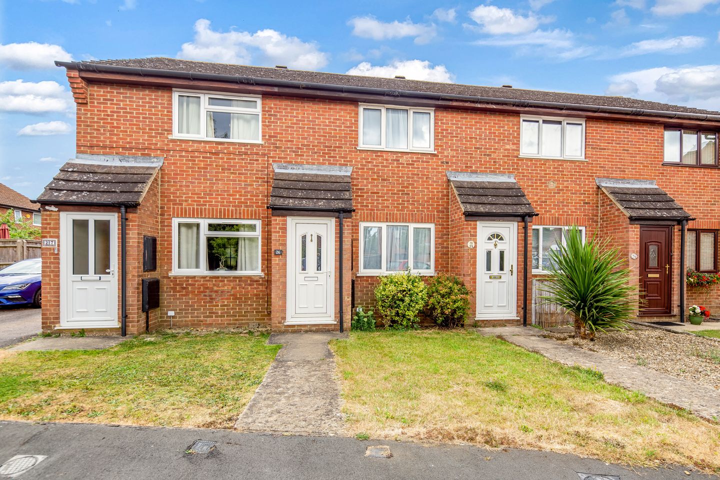 2 bed terraced house for sale in Beverley Gardens, Bicester OX26 Zoopla