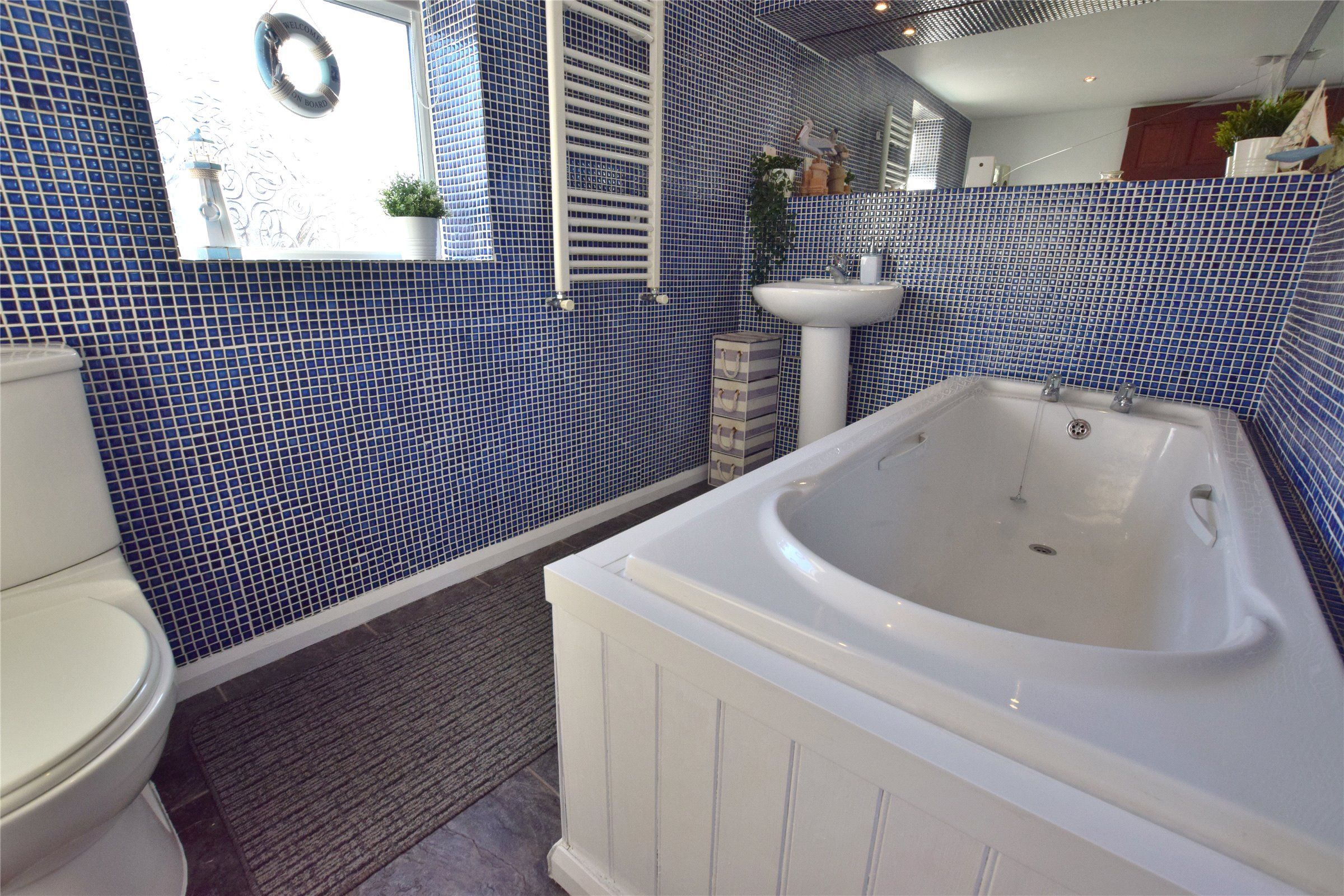 2 bed flat to rent in Southend Road, Sheriff Hill, Gateshead NE9 Zoopla