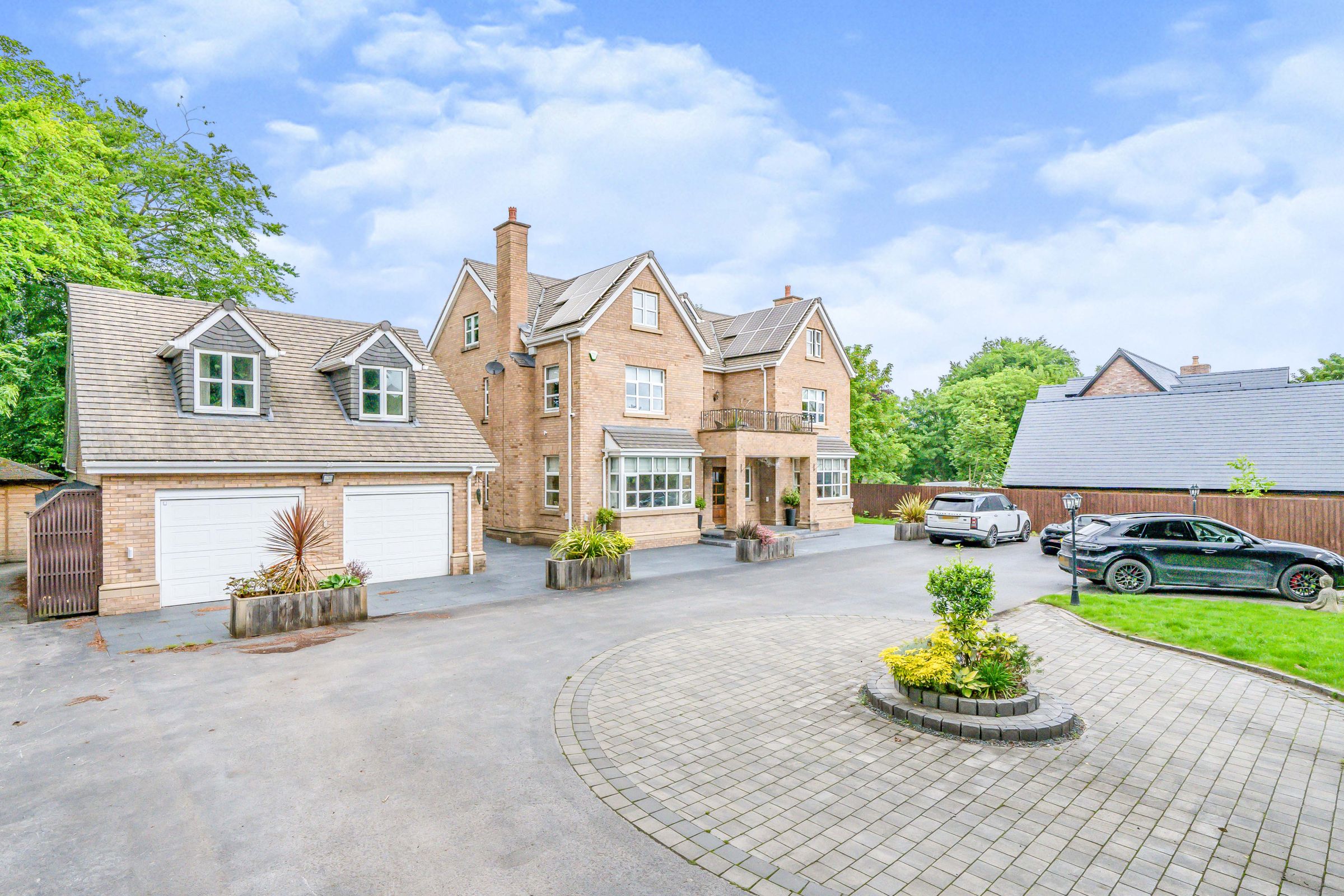 7 bed detached house for sale in Mere Road, NewtonLeWillows WA12 Zoopla