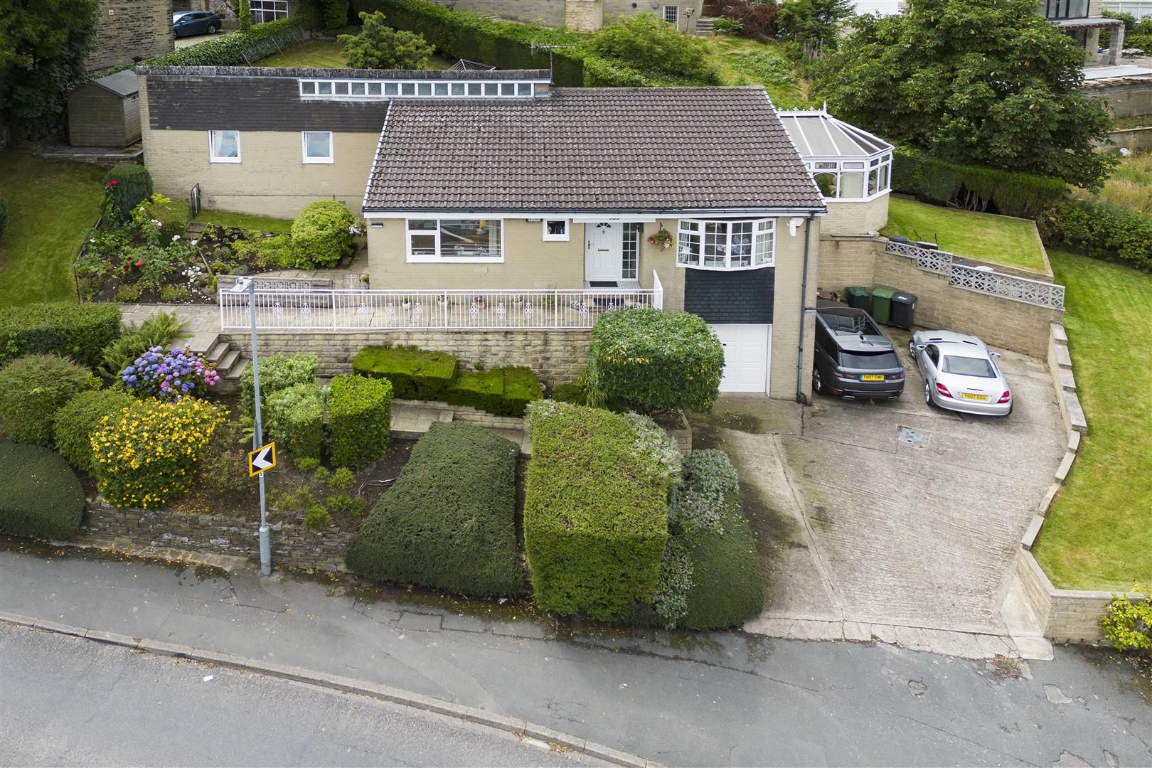 3 bed detached bungalow for sale in Hollingwood Lane, Horton Bank Top, Bradford BD7 Zoopla