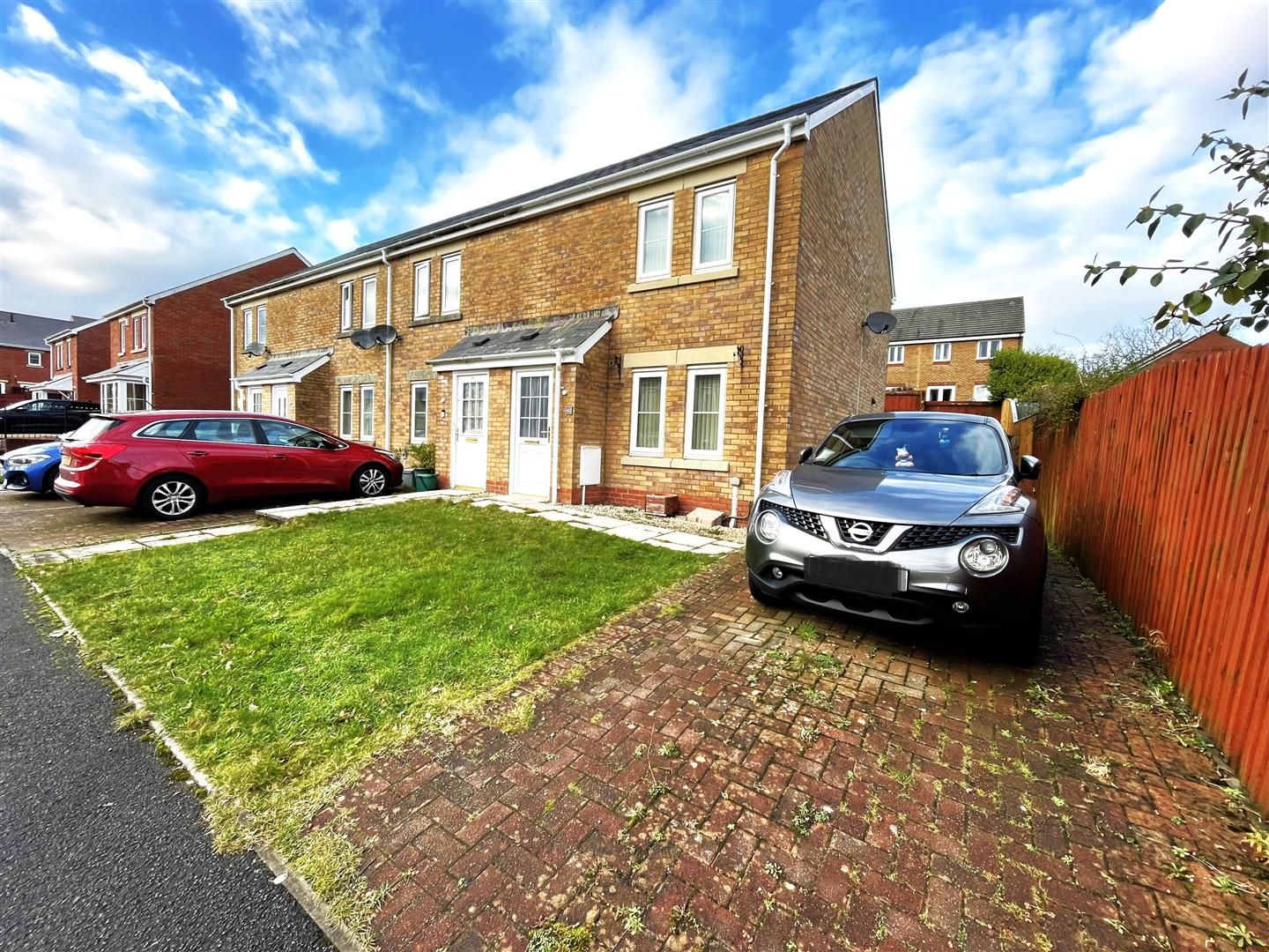 2 bed end terrace house for sale in Clos AelYBryn, Penygroes