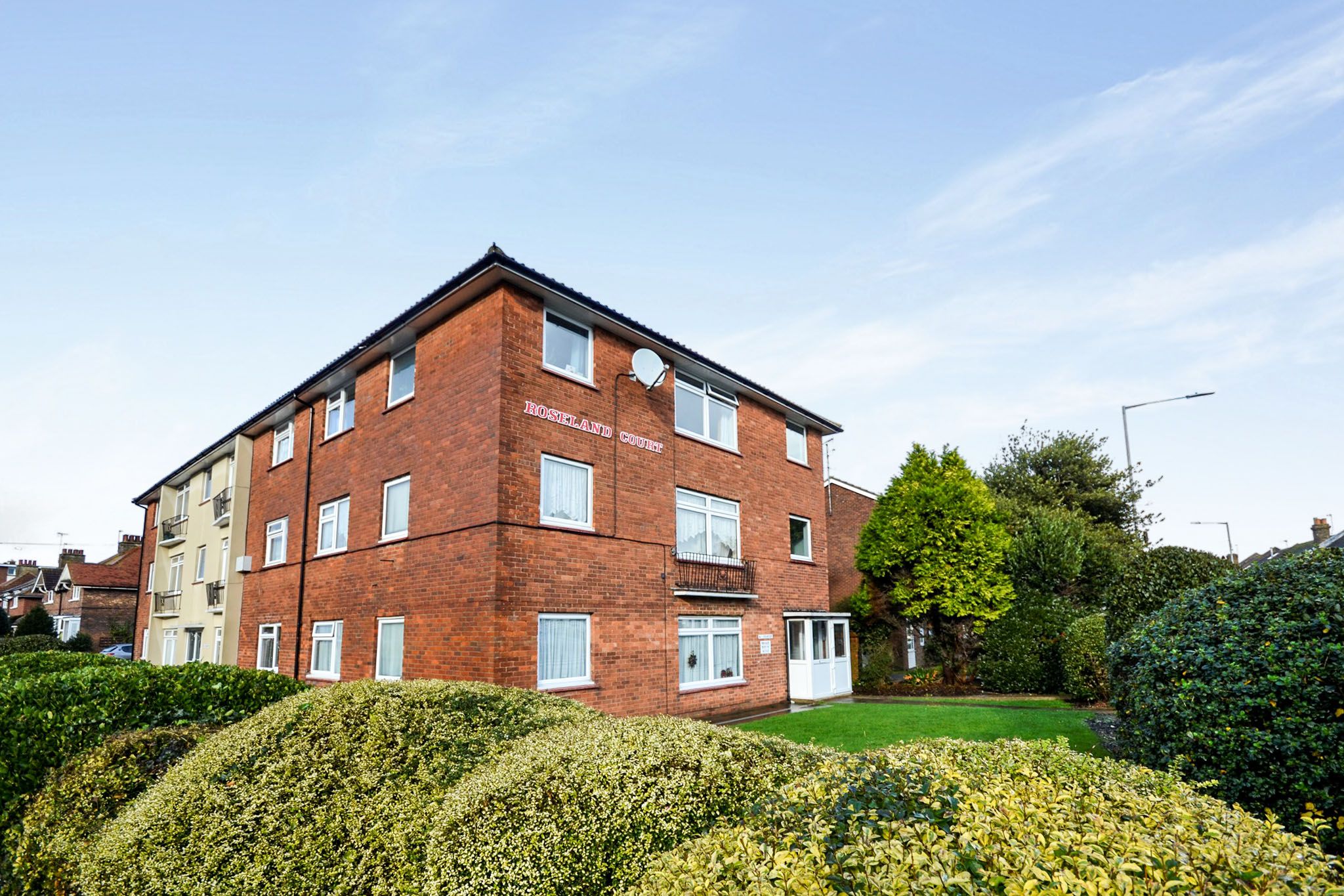 2 bed flat for sale in Roselands Avenue, Eastbourne BN22 Zoopla 2 bed flat for sale in Roselands Avenue, Eastbourne BN22 Zoopla