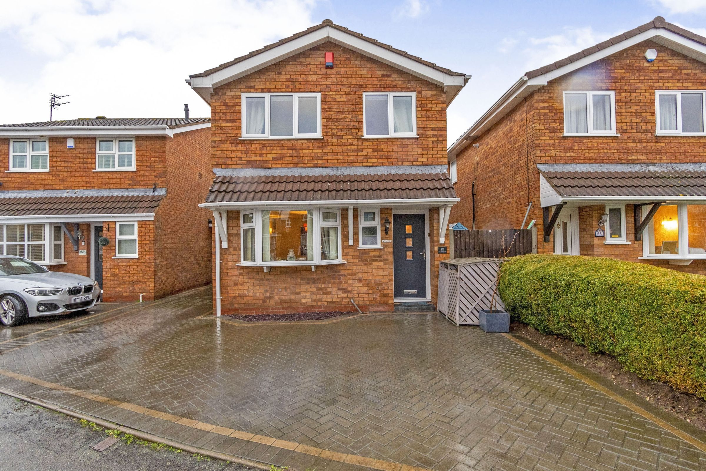 3 bed detached house for sale in Leybourne Crescent, Wolverhampton WV9