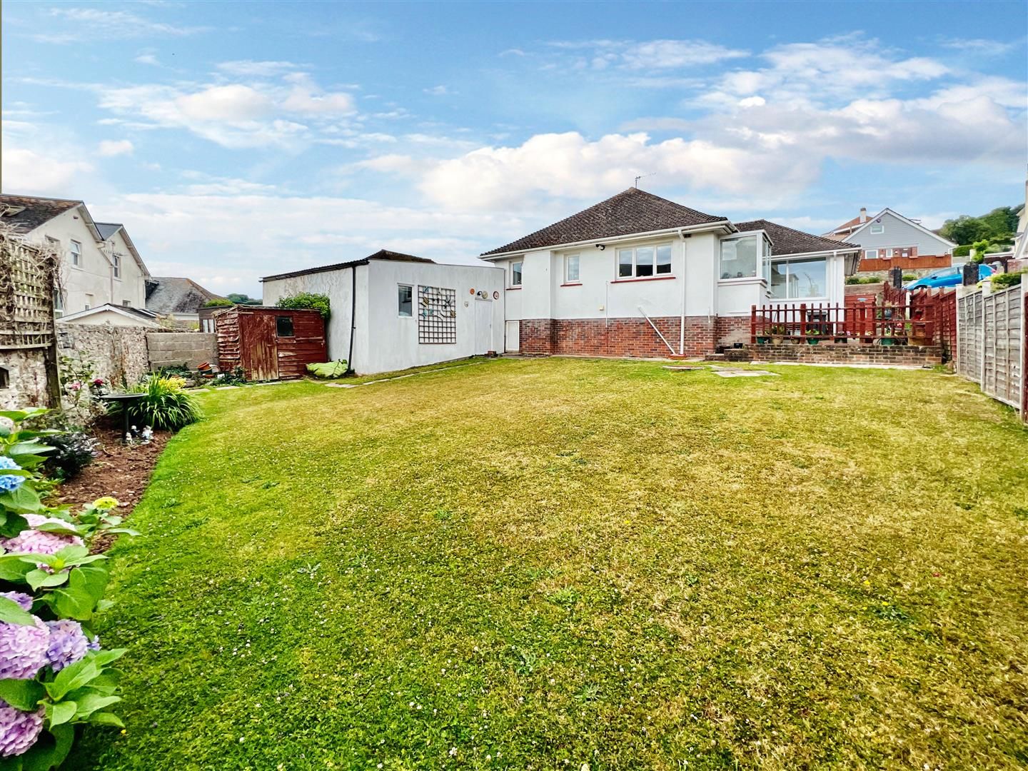 3 bed detached bungalow for sale in Lindthorpe Way, Brixham TQ5 Zoopla