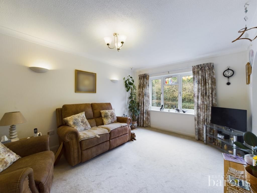 2 bed property for sale in Brighton Hill, Basingstoke RG22 Zoopla