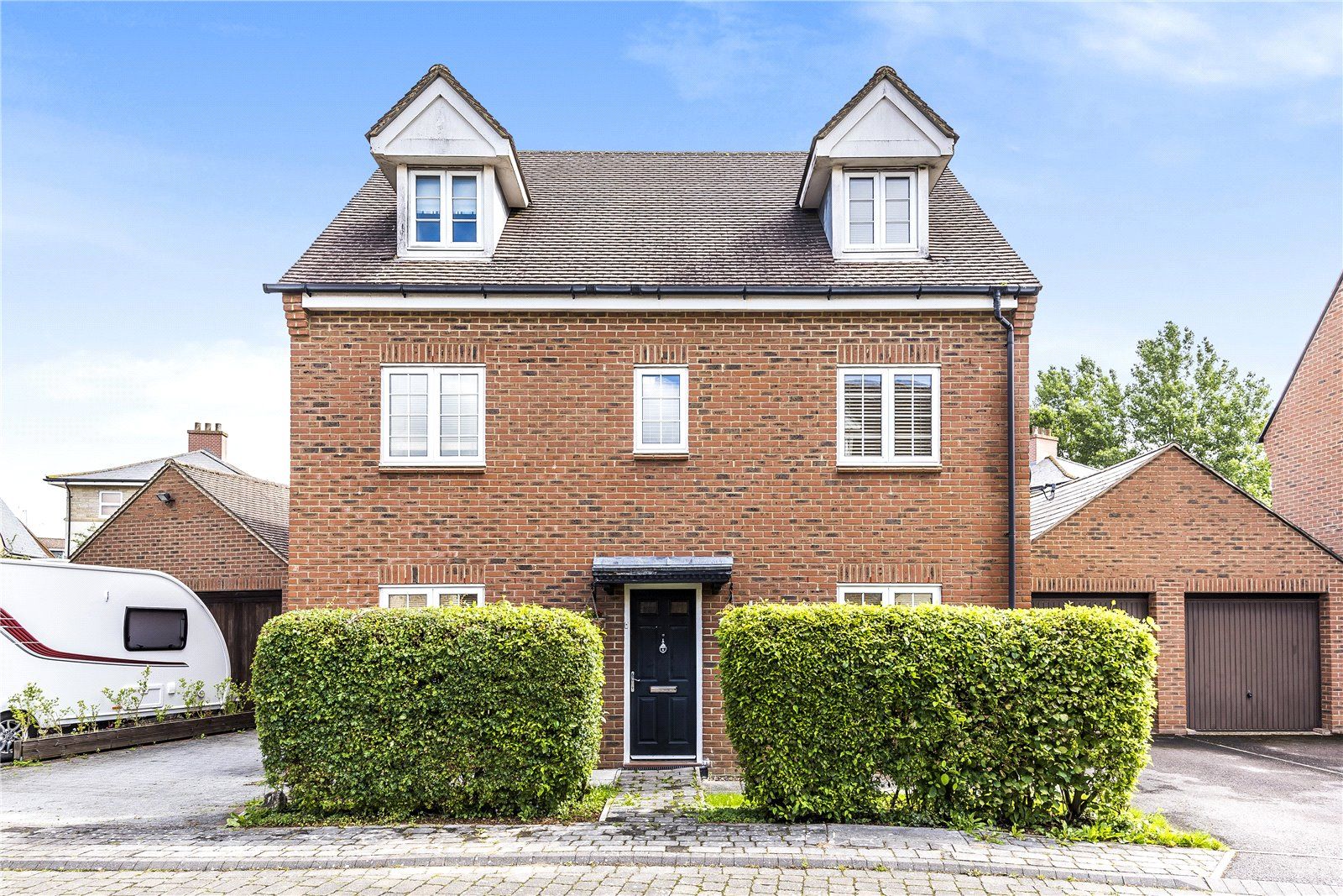 Ashton Close Swindon SN25  