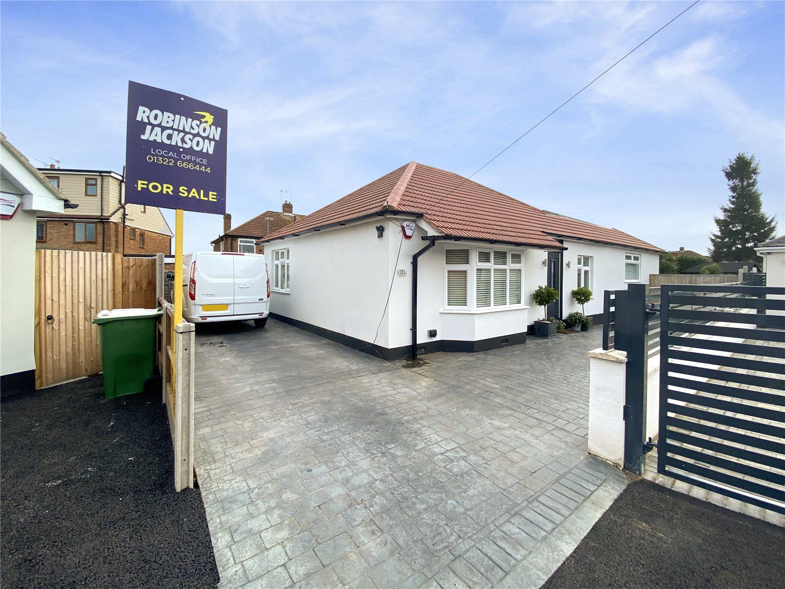 3 bed bungalow for sale in Heathwood Gardens, Swanley, Kent BR8 Zoopla