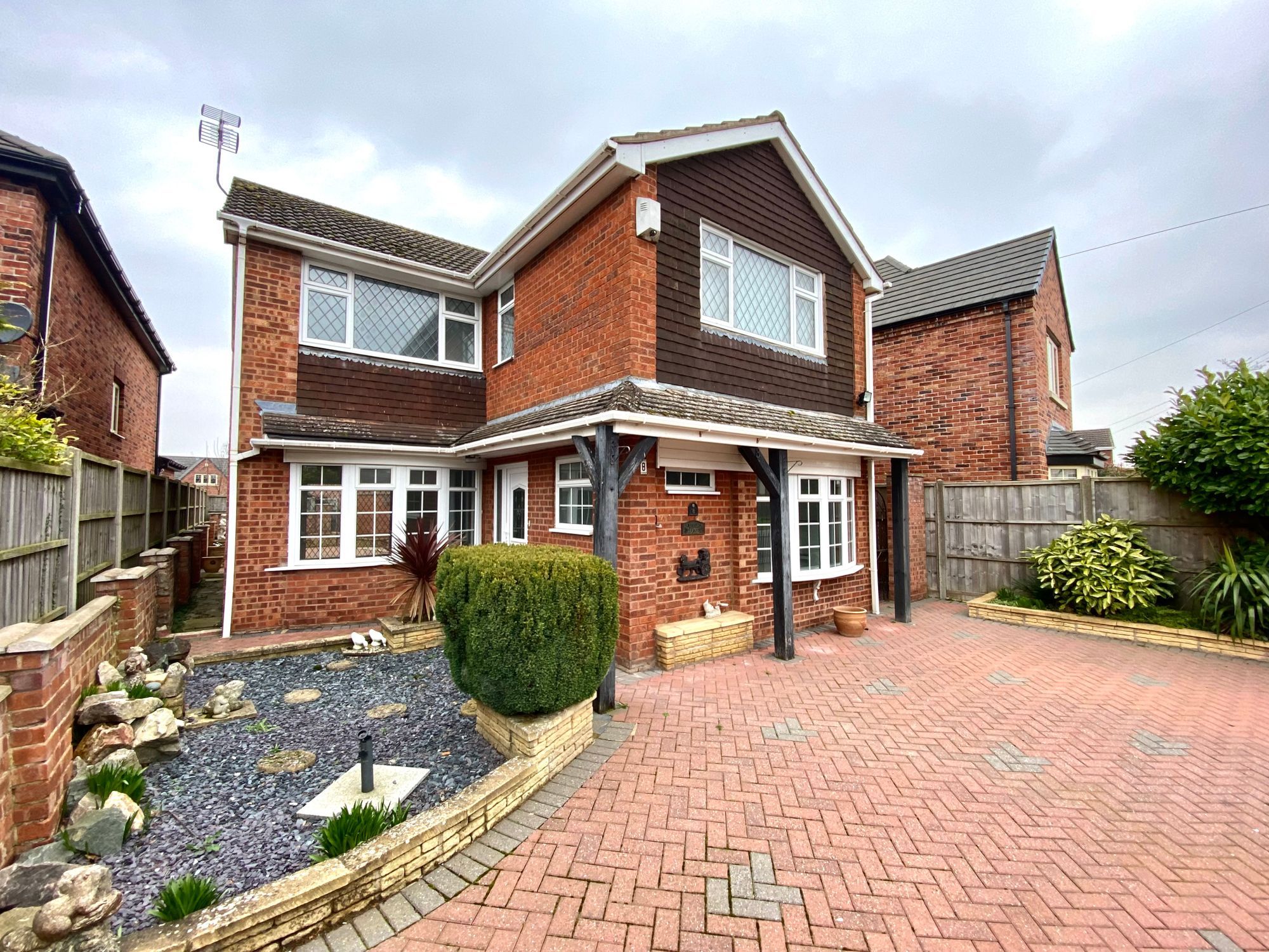 4 bed detached house for sale in Wolvey Road, Bulkington CV12 Zoopla