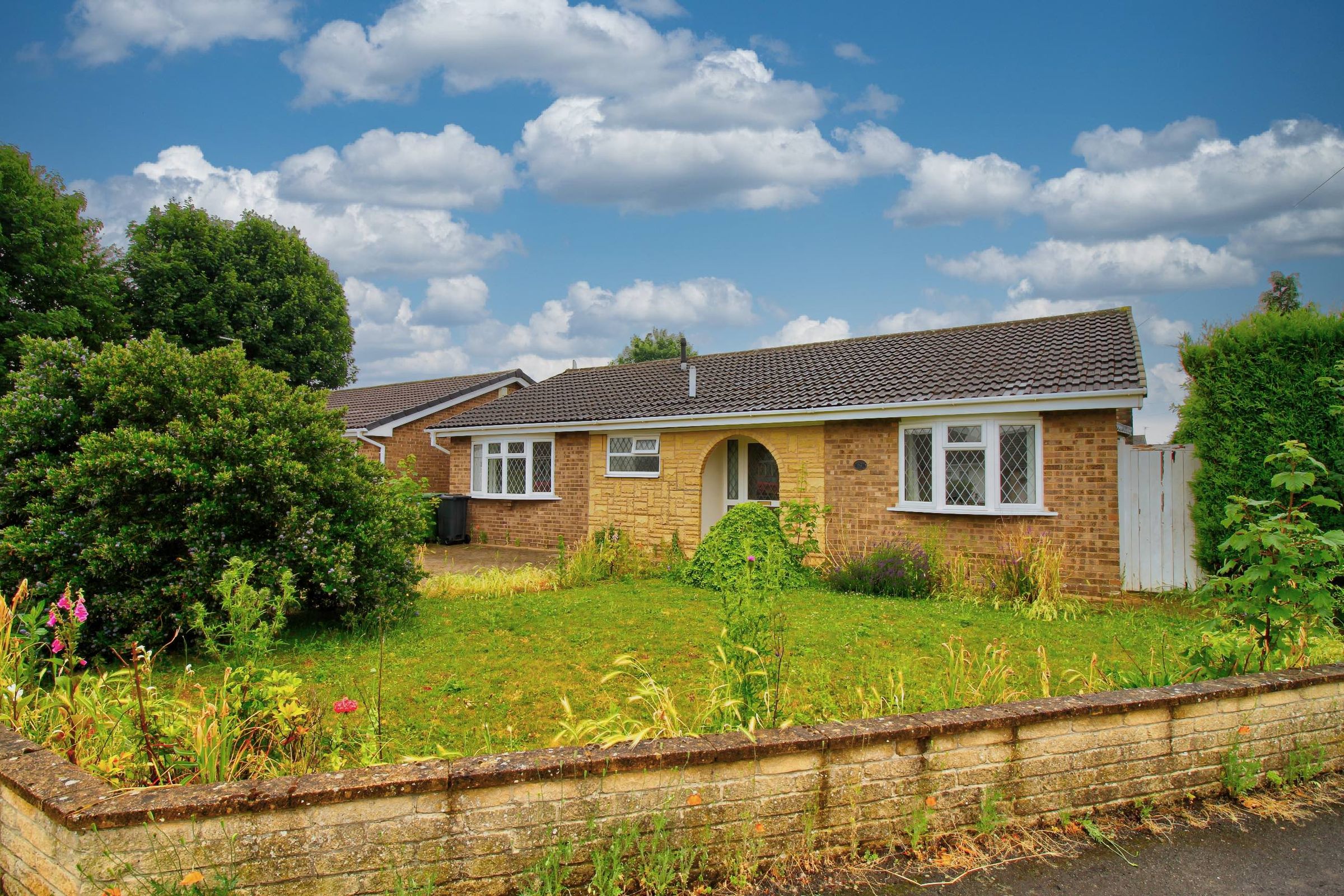 3 bed detached bungalow for sale in Parkdale, Ibstock LE67 Zoopla