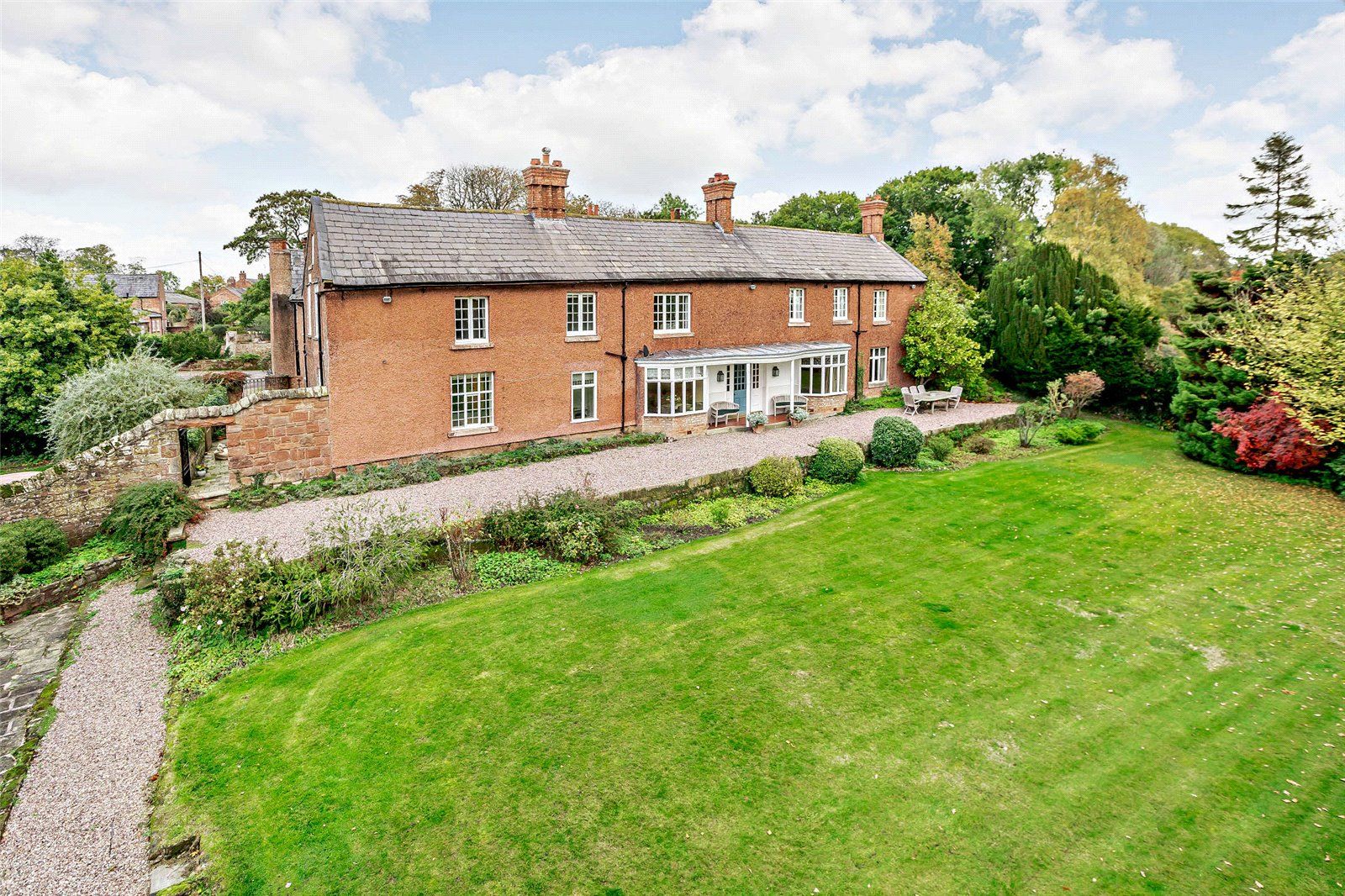 6 bed semidetached house for sale in Old Hall Lane, Puddington, Neston
