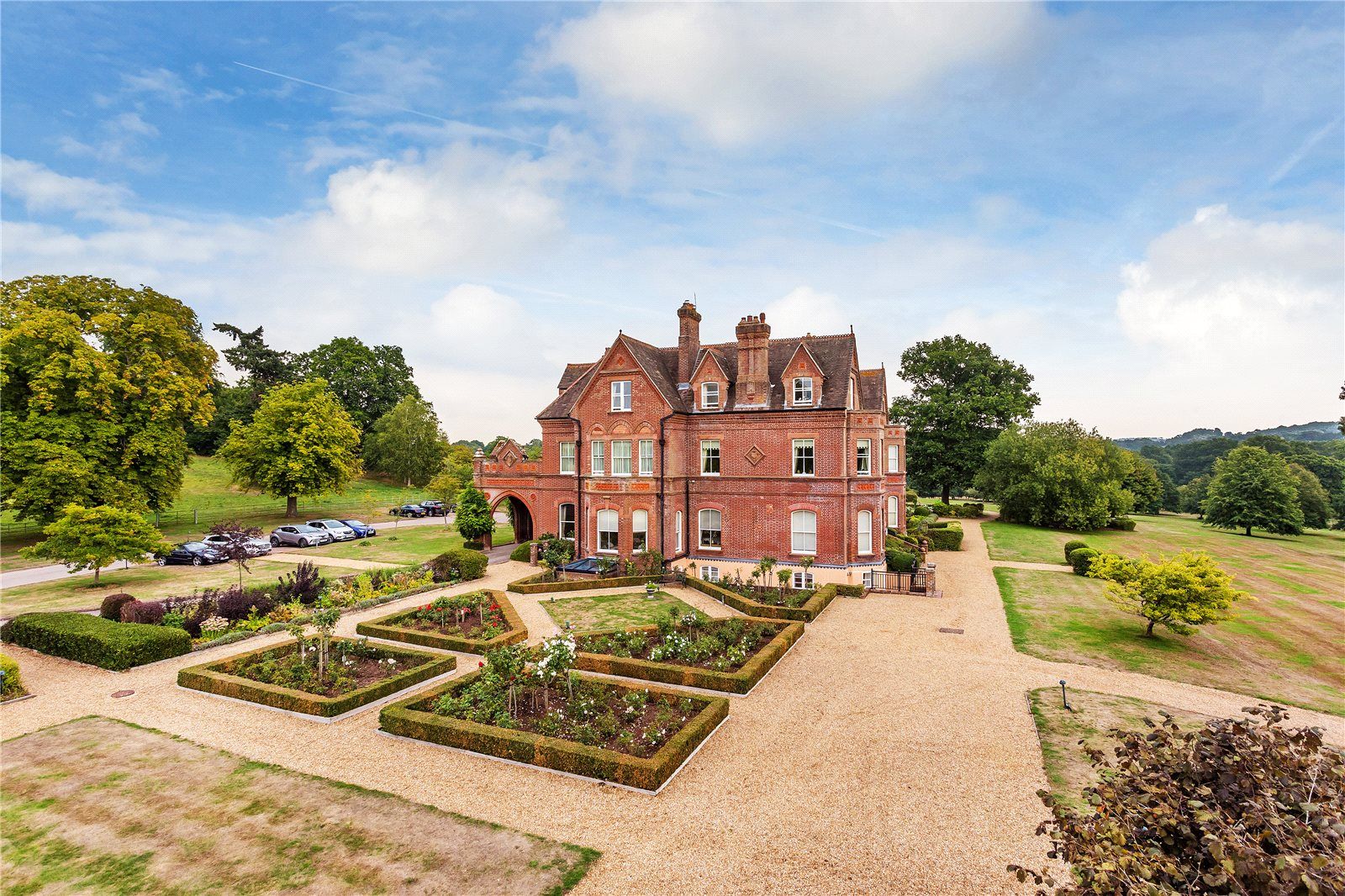 2 bed flat for sale in Enton Hall, Enton, Godalming, Surrey GU8 Zoopla