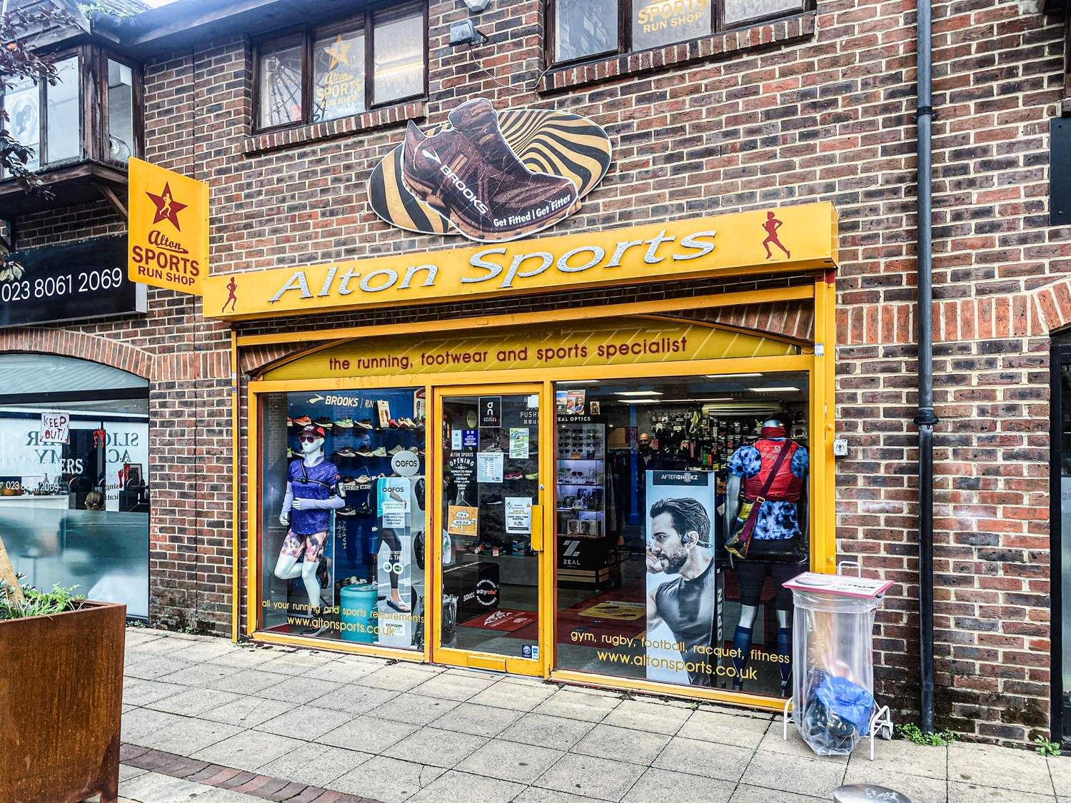 Retail premises to let in 6A Wells Place, Eastleigh SO50 Zoopla