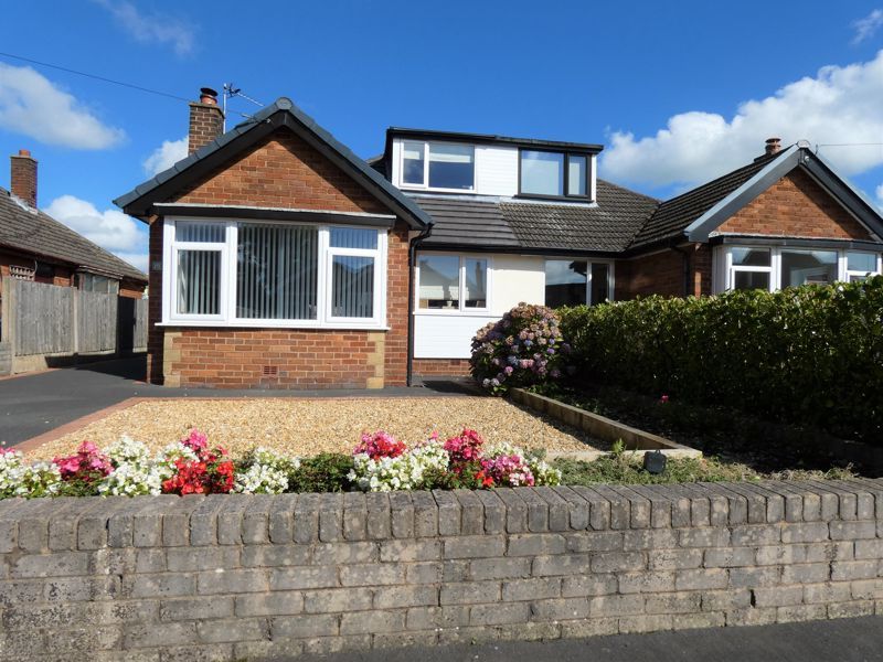 3 bed semidetached bungalow for sale in Summit Drive, Freckleton