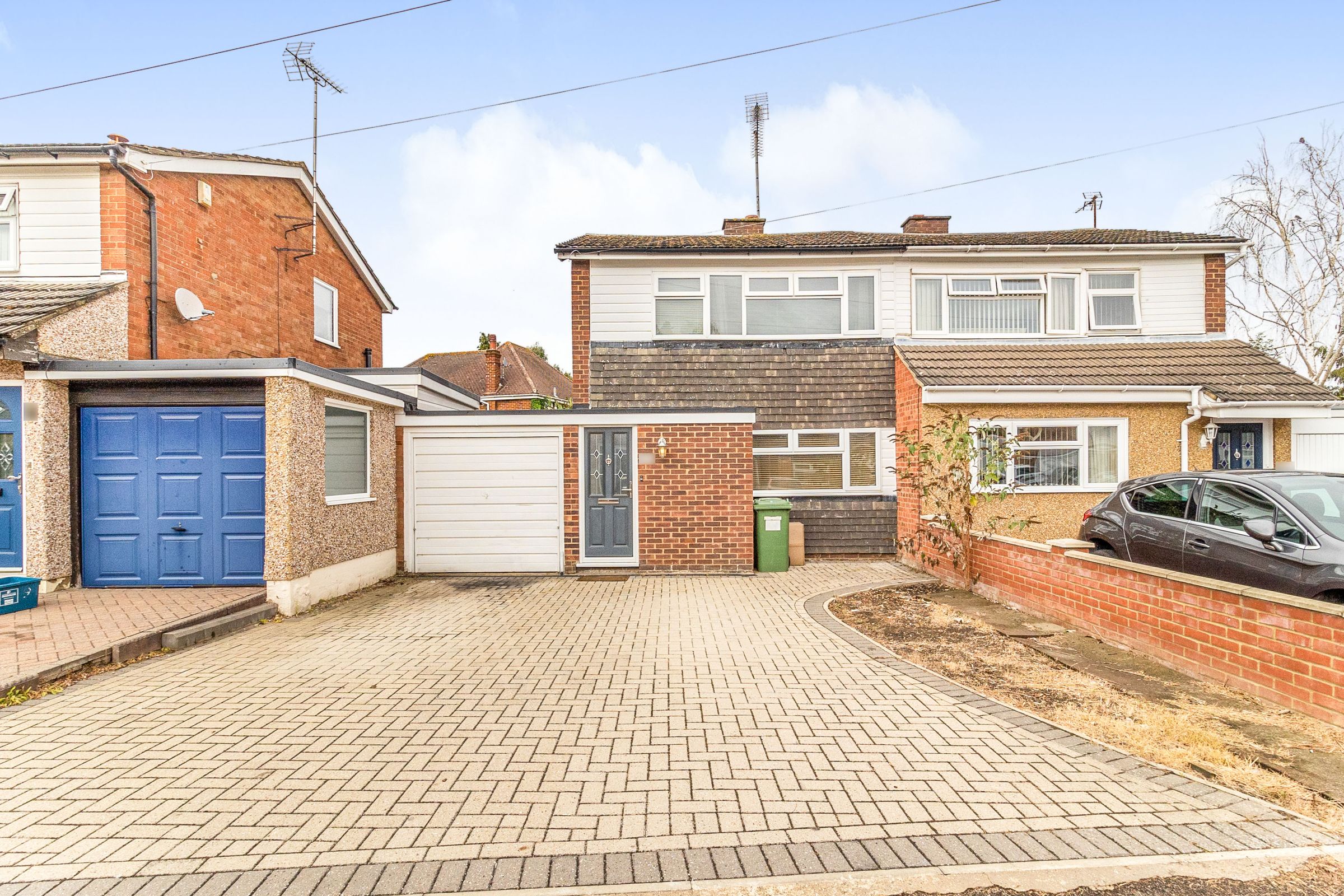 3 bed semidetached house for sale in The Elms, Milton Keynes MK3 Zoopla