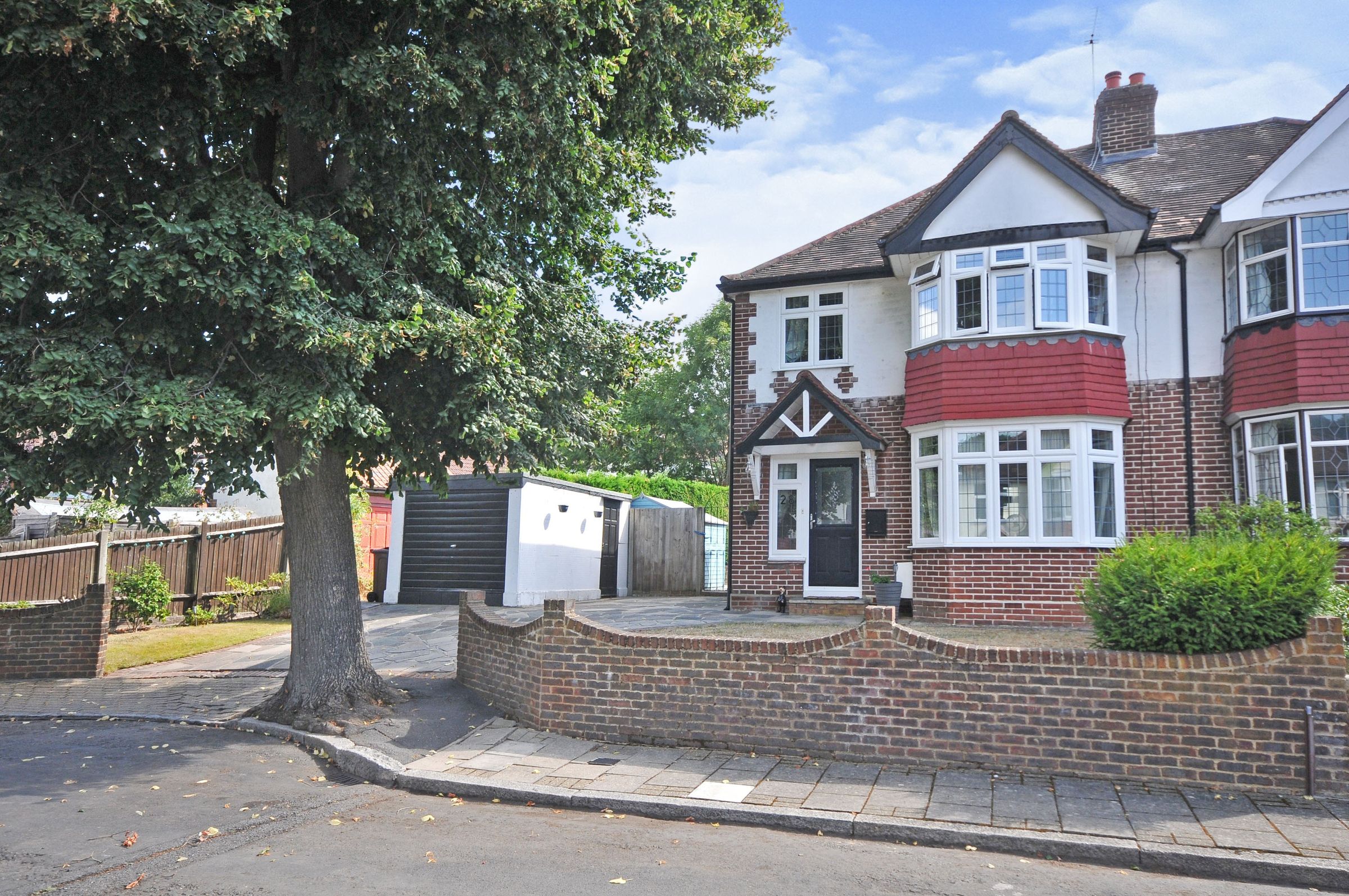 3 bed end terrace house for sale in Leamington Close, Bromley BR1 Zoopla