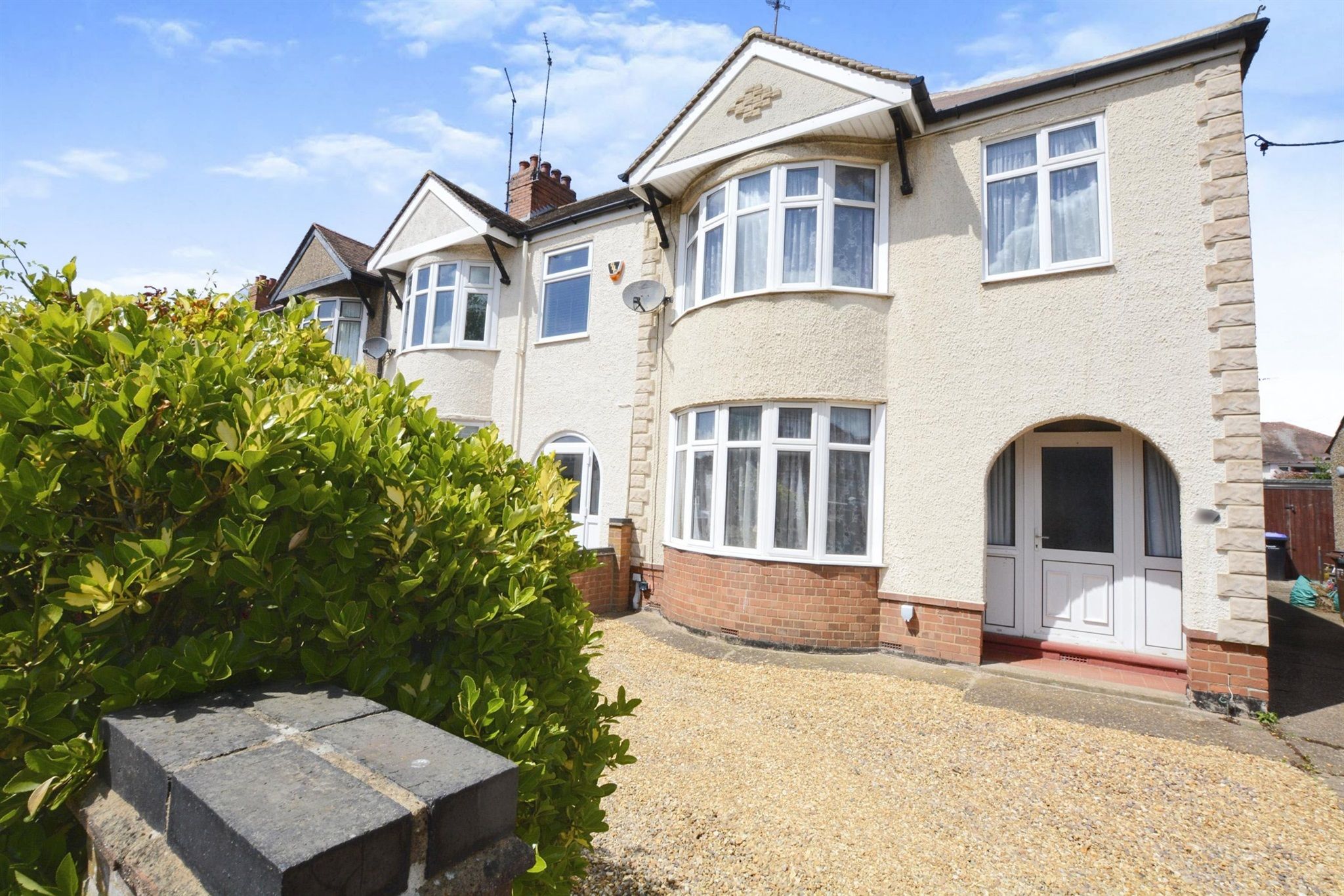3 bed semidetached house for sale in Birch Barn Way, Kingsthorpe, Northampton NN2 Zoopla