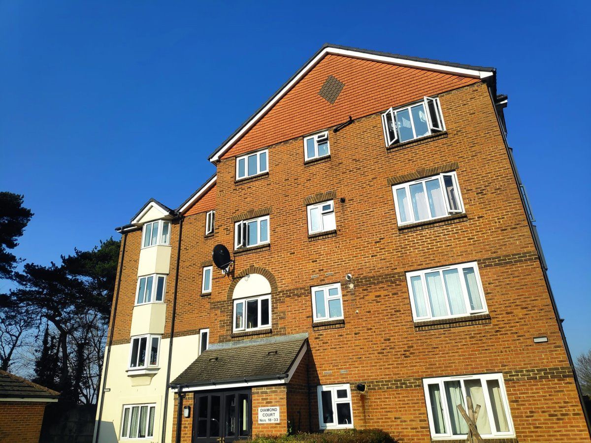 1 bed flat to rent in St. Annes Way, Redhill RH1 Zoopla