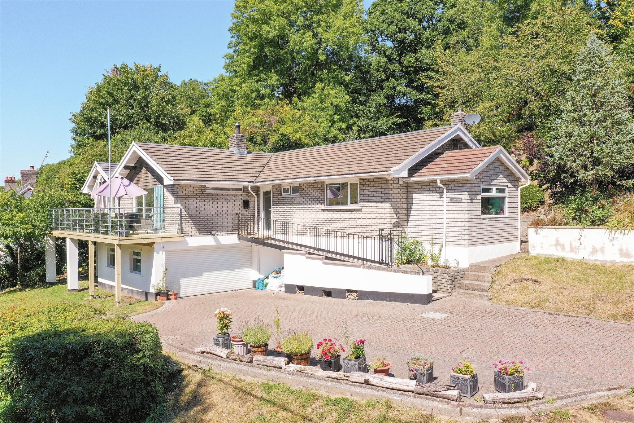 4 bed detached bungalow for sale in Barren Hill, Penmark, Vale Of