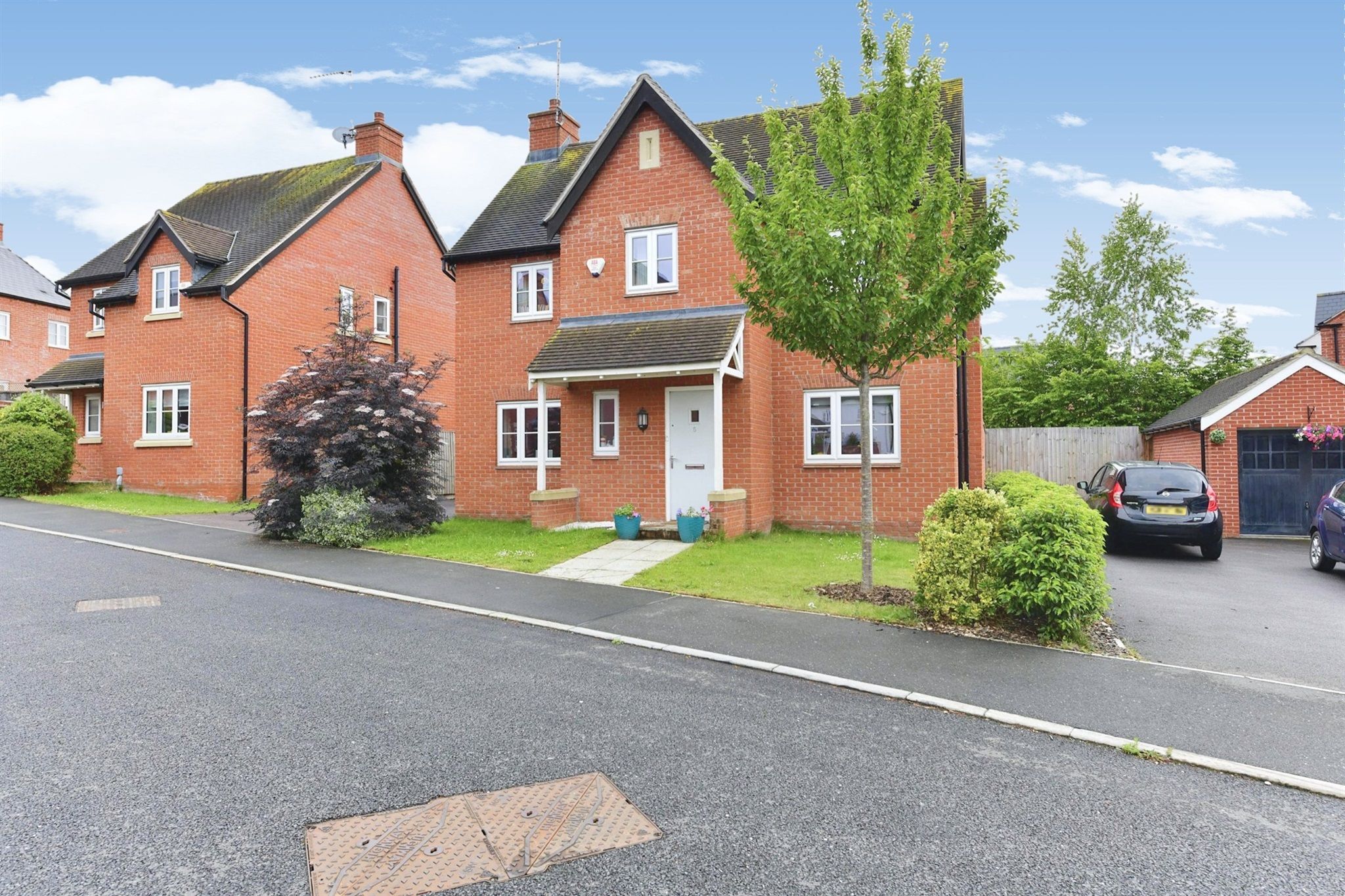 4 bed detached house for sale in Cornflower Close, Wootton, Northampton