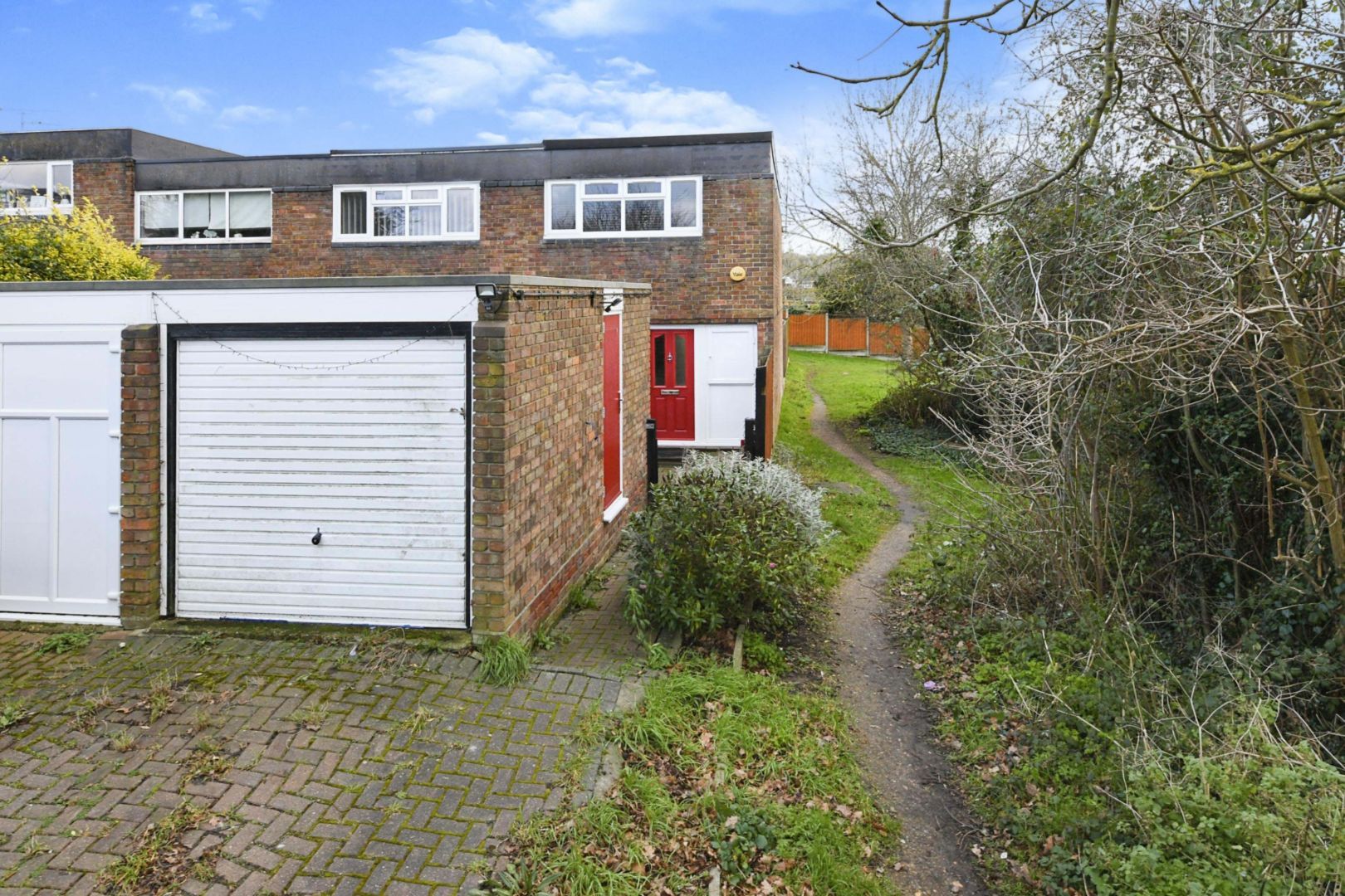 2 bed end terrace house for sale in Gun Hill Place, Basildon SS16 Zoopla