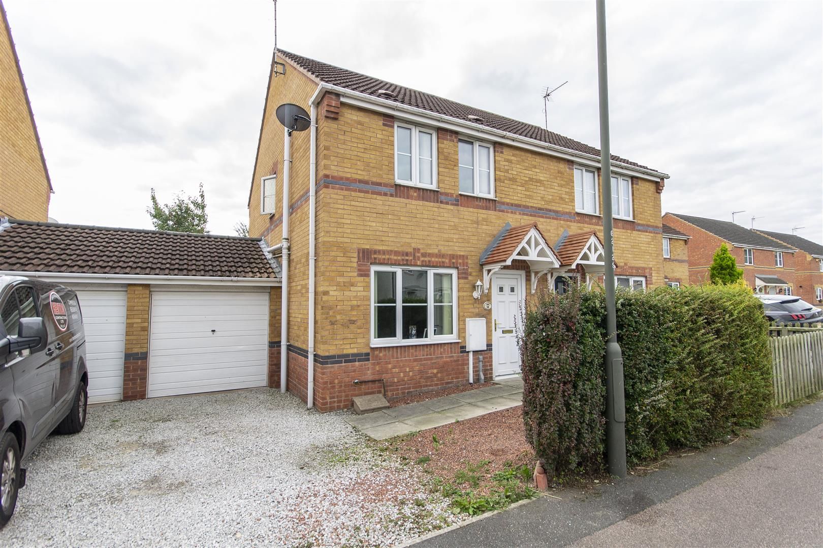 3 bed semidetached house for sale in Lings Crescent, North Wingfield