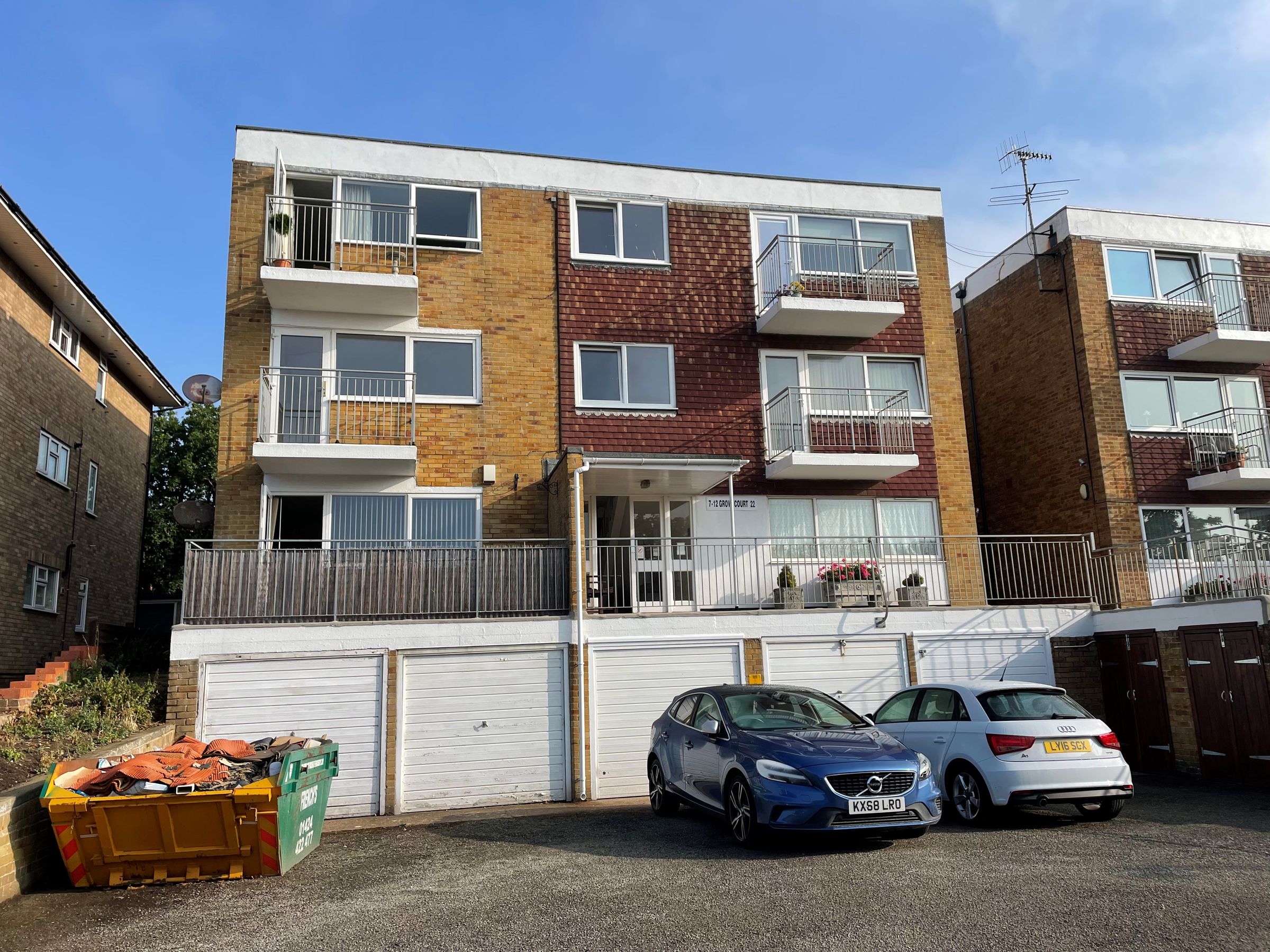 2 bed flat to rent in Cooden Drive, BexhillOnSea TN39 Zoopla