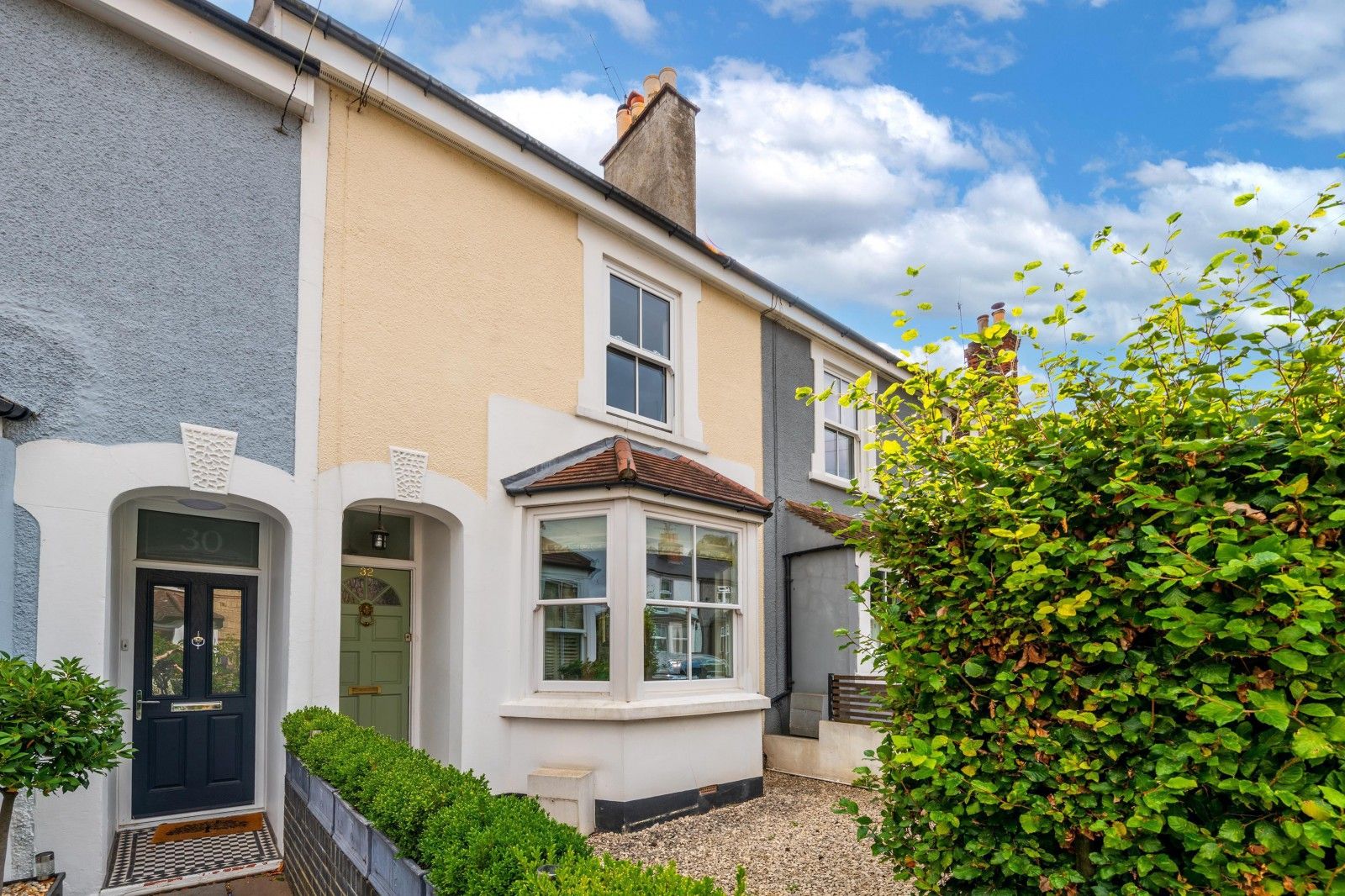 2 bed property for sale in Shrewsbury Road, Redhill RH1 Zoopla