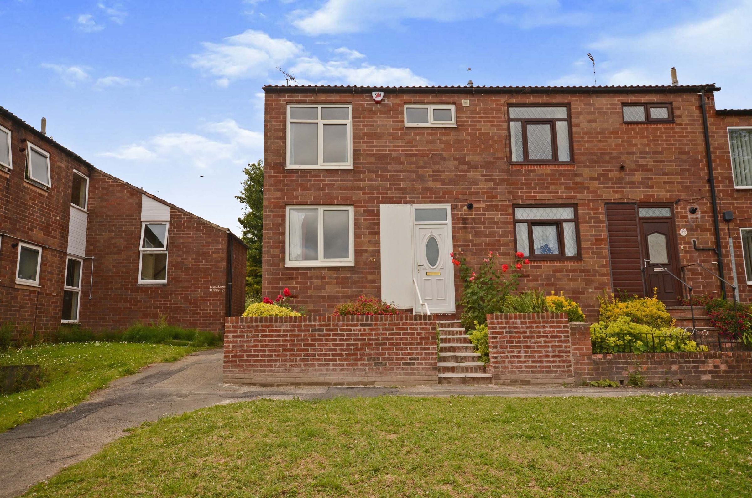 3 bed terraced house for sale in Firshill Glade, Sheffield, South