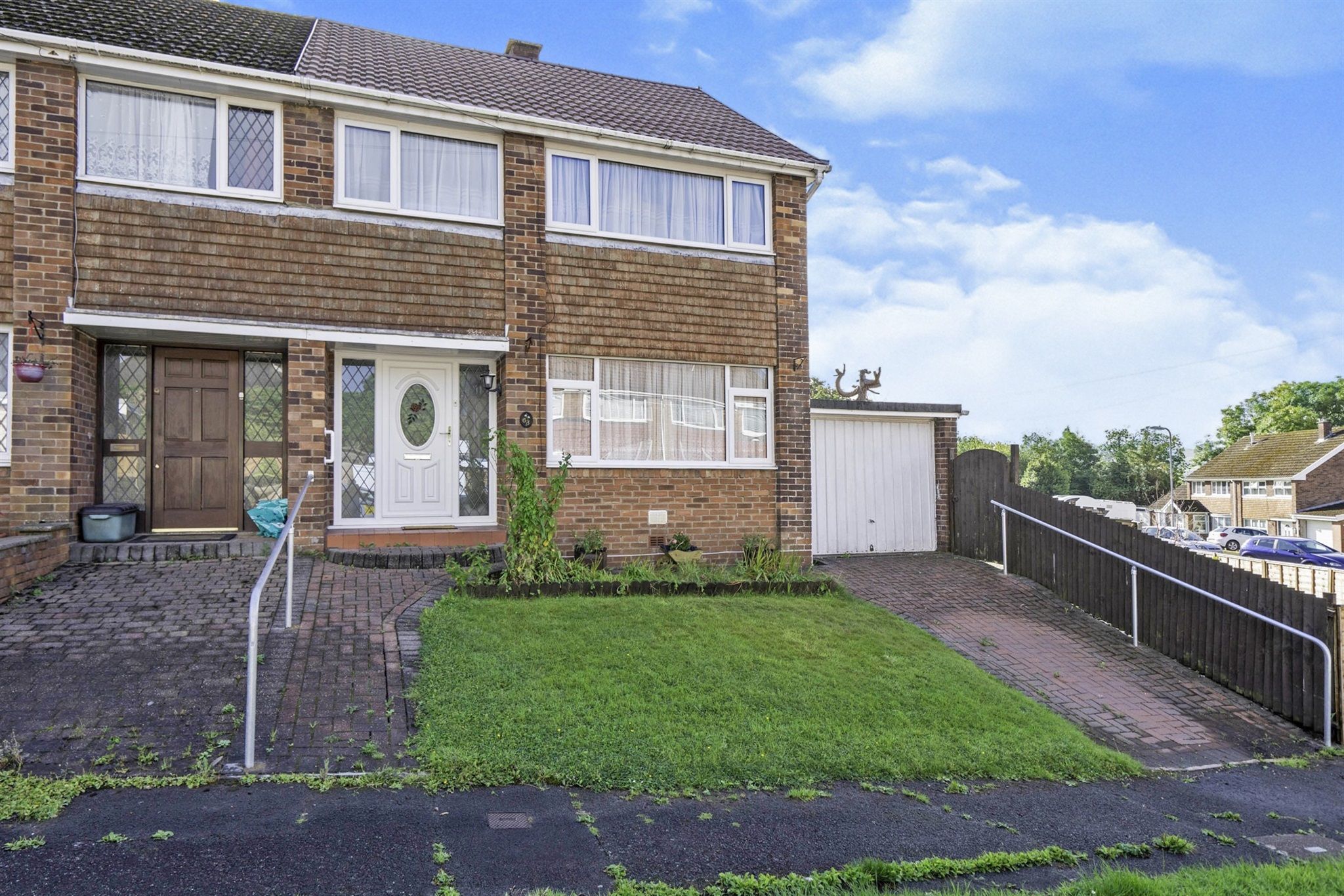 3 bed semidetached house for sale in Alexander Road, Rhyddings, Neath