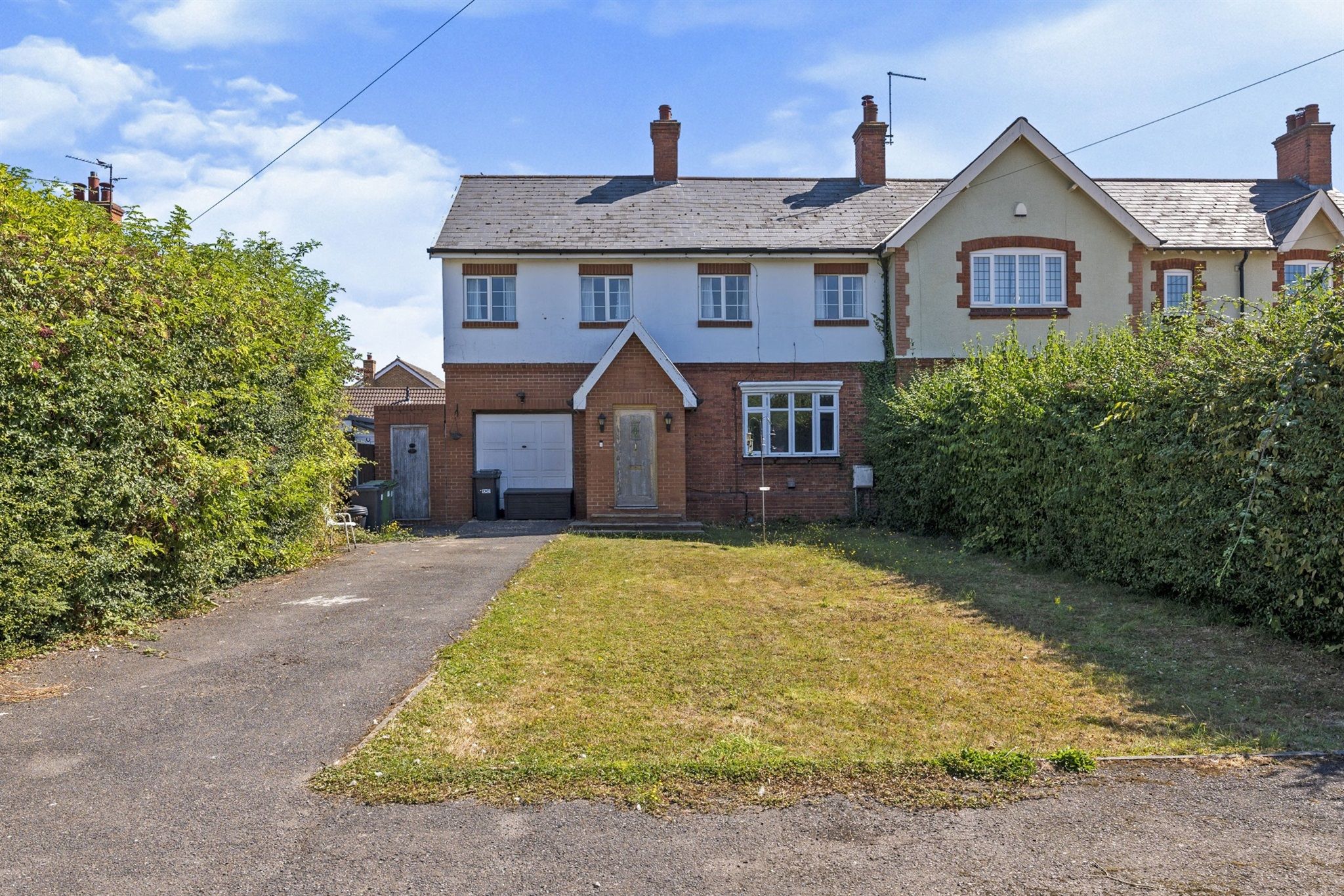 4 bed semidetached house for sale in London Road, Yaxley, Peterborough