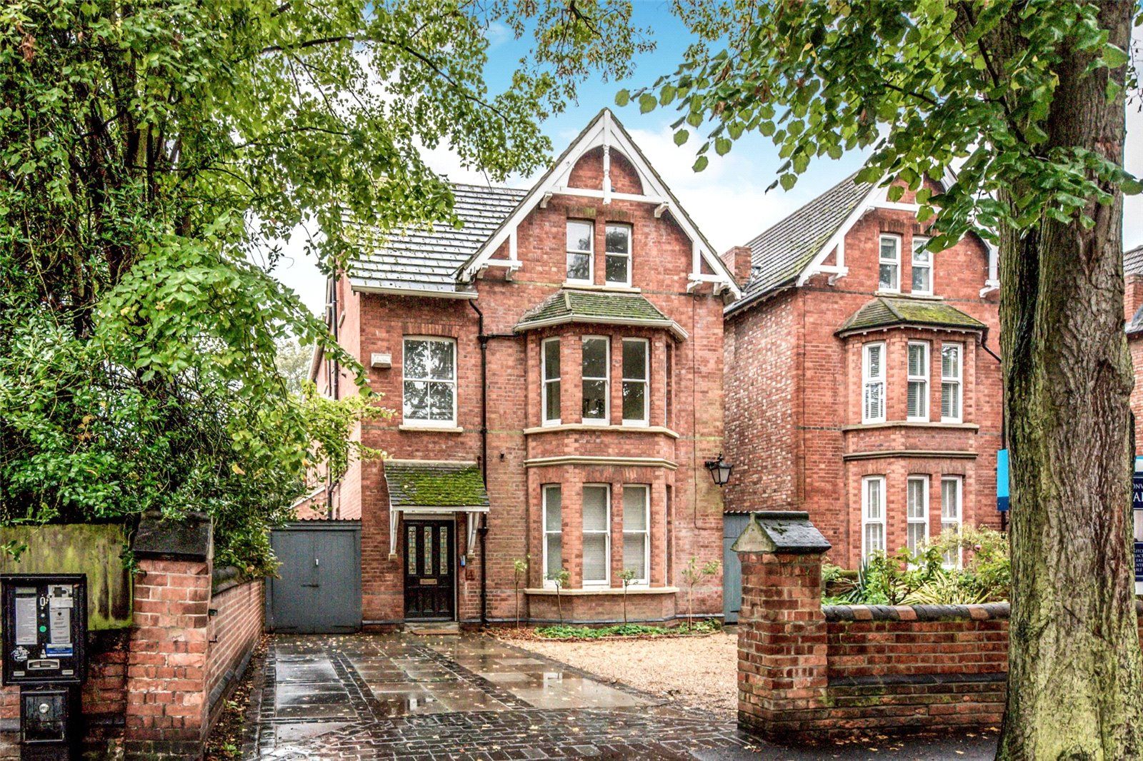 2 bed flat for sale in Lansdowne Road, Bedford MK40 Zoopla