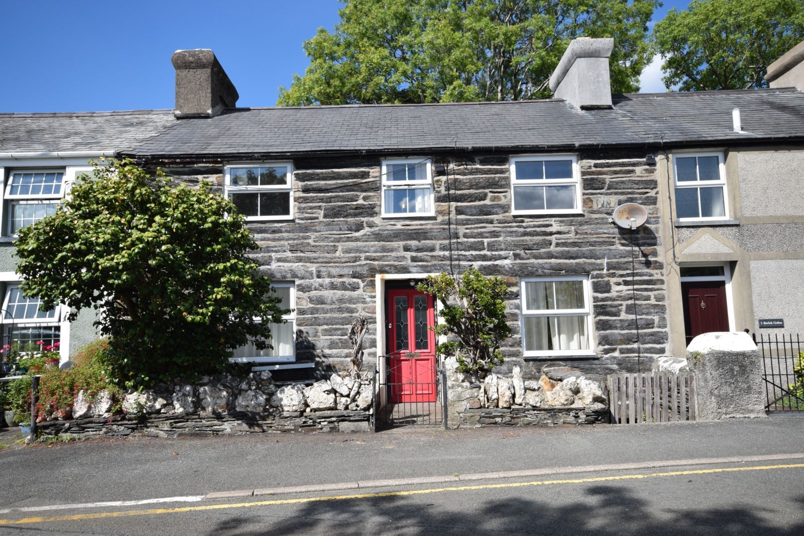 4 bed terraced house for sale in Bwlch Goleu, Penrhyndeudraeth LL48