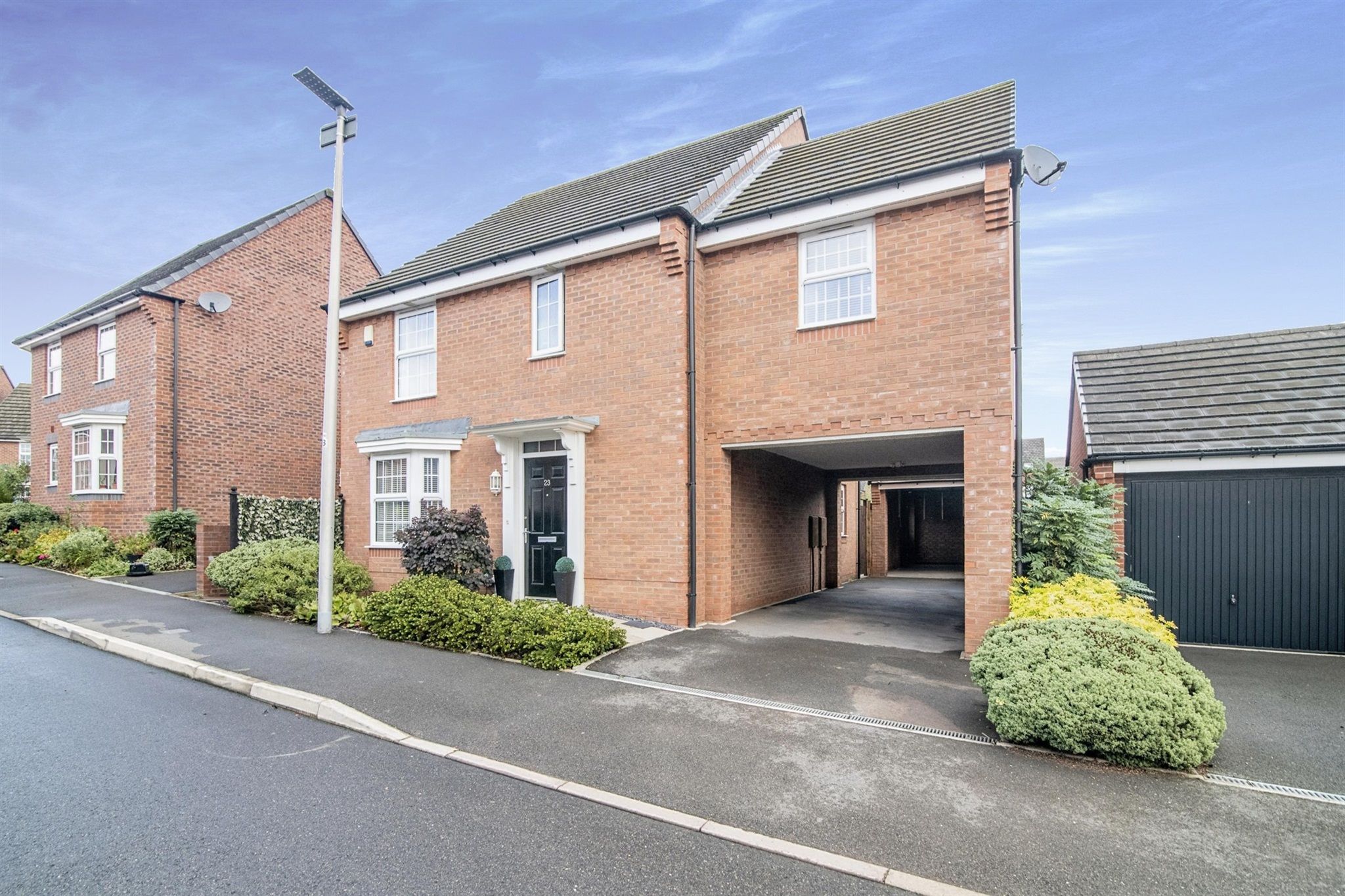 4 bed property to rent in Bassett Crescent, West Bromwich B71 Zoopla