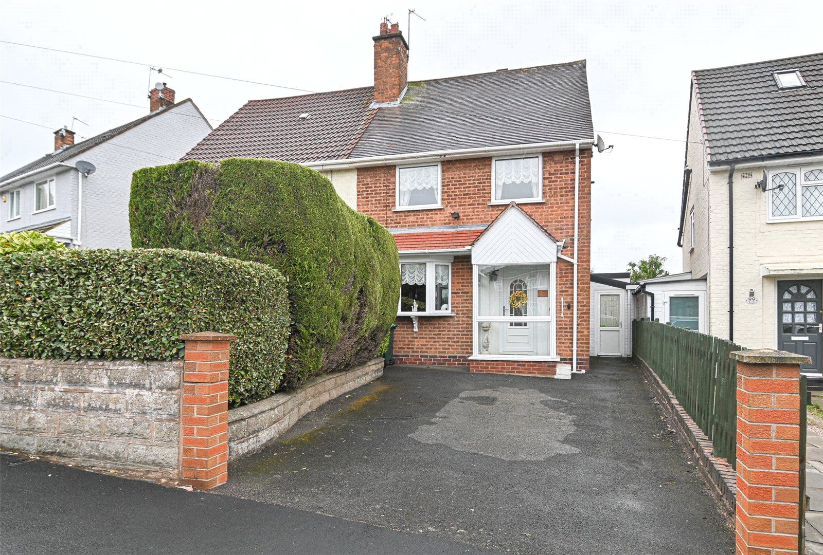 2 bed semidetached house for sale in The Oval, Smethwick, West