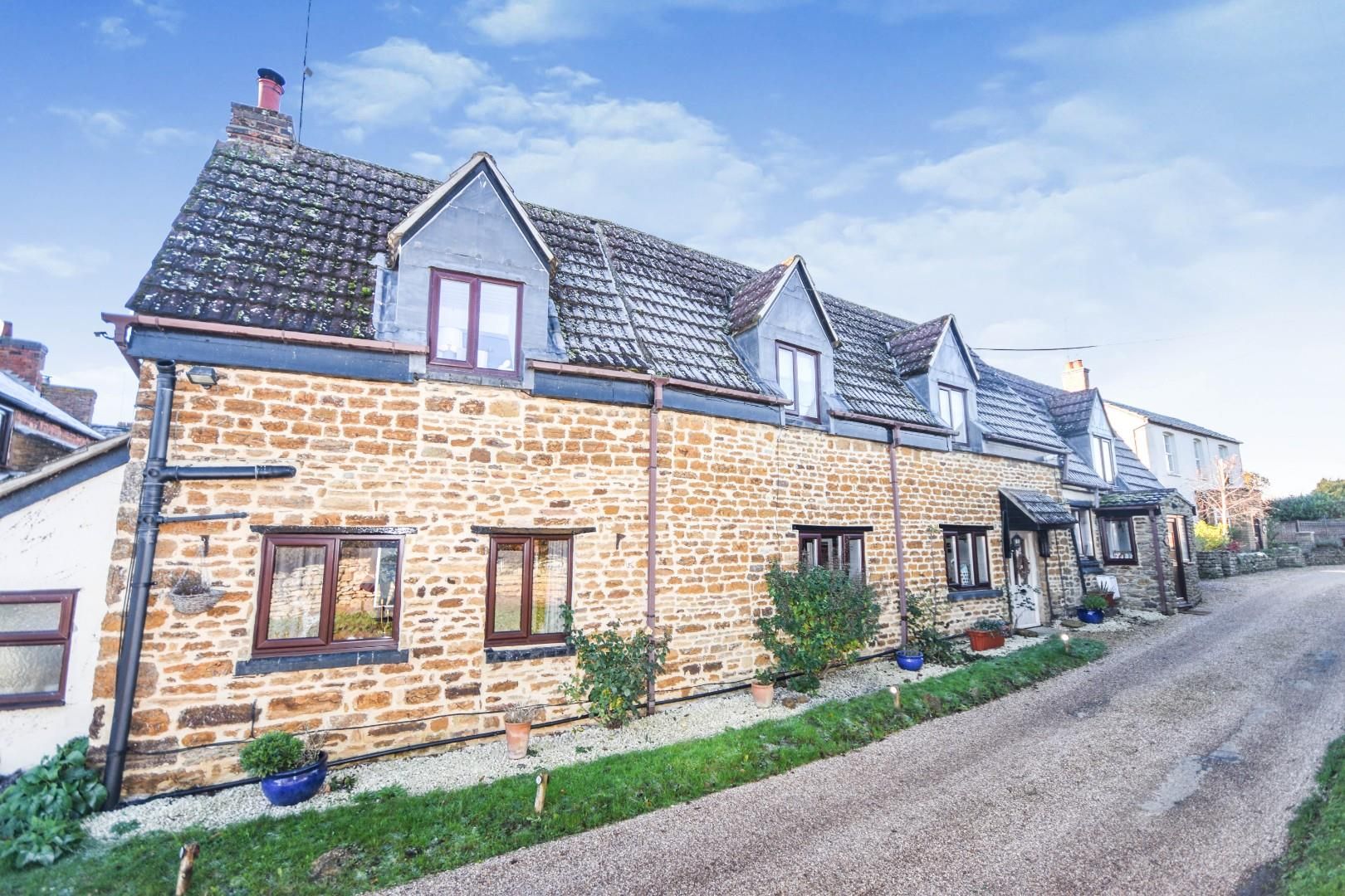 3 bed cottage for sale in Sheldons Lane, Walgrave, Northampton NN6 Zoopla