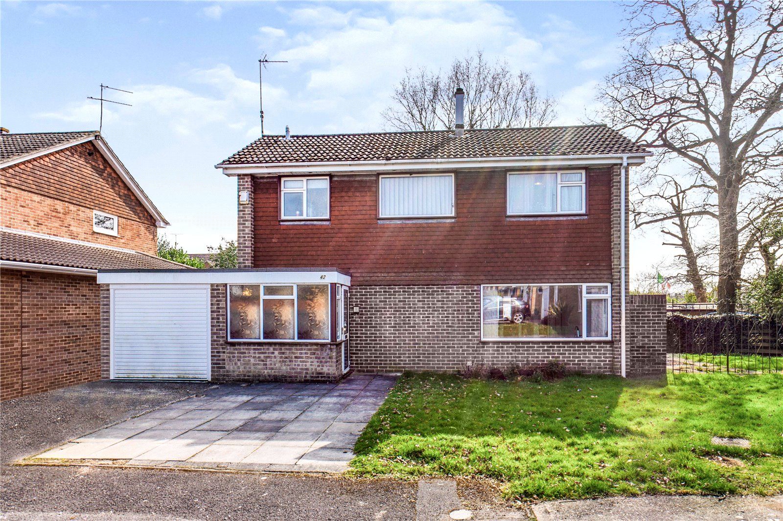 3 bed detached house for sale in Ambrose Road, Tadley, Hampshire RG26