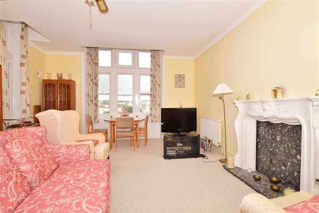 2 bed flat for sale in The Durlocks, The Durlocks, Folkestone, Kent CT19 Zoopla