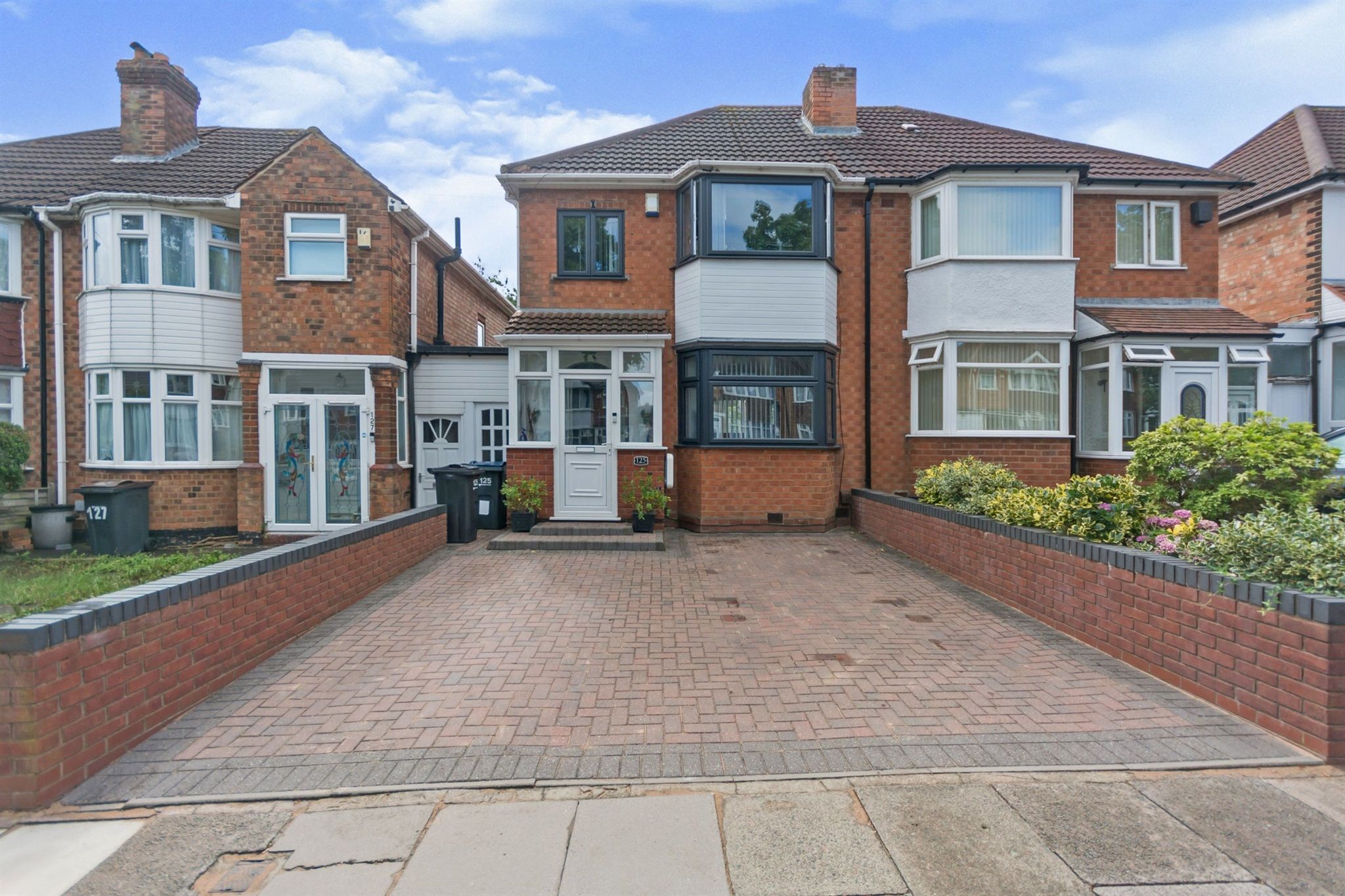 3 bed semidetached house for sale in Sunnymead Road, Yardley