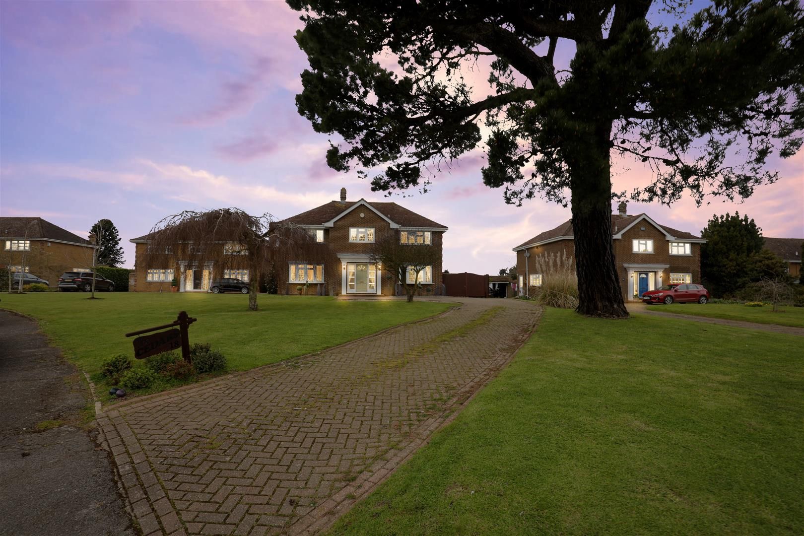 5 bed detached house for sale in Dane Close, Hartlip, Sittingbourne ME9