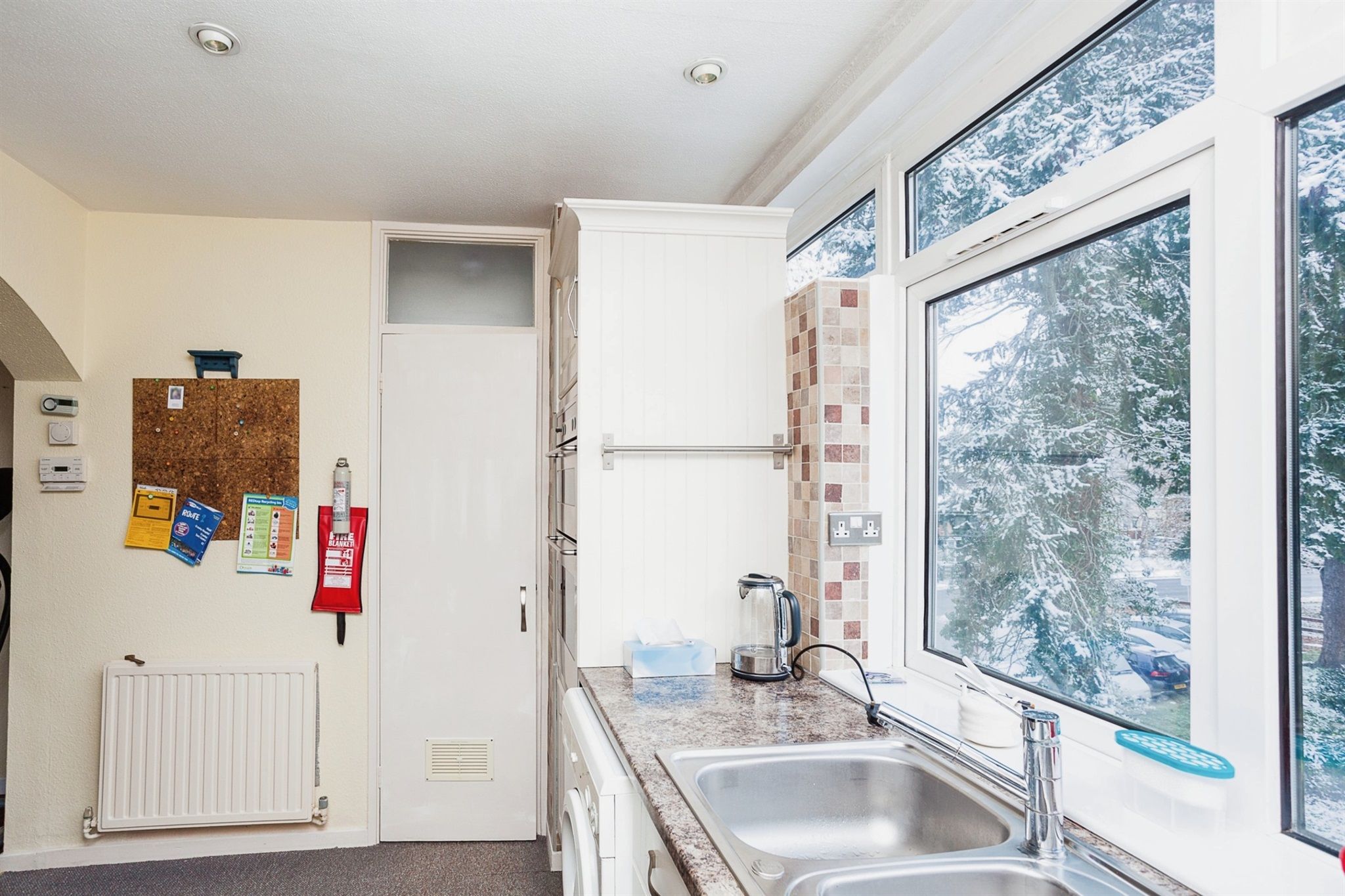 2 bed flat for sale in Ifield Drive, Ifield, Crawley RH11 Zoopla