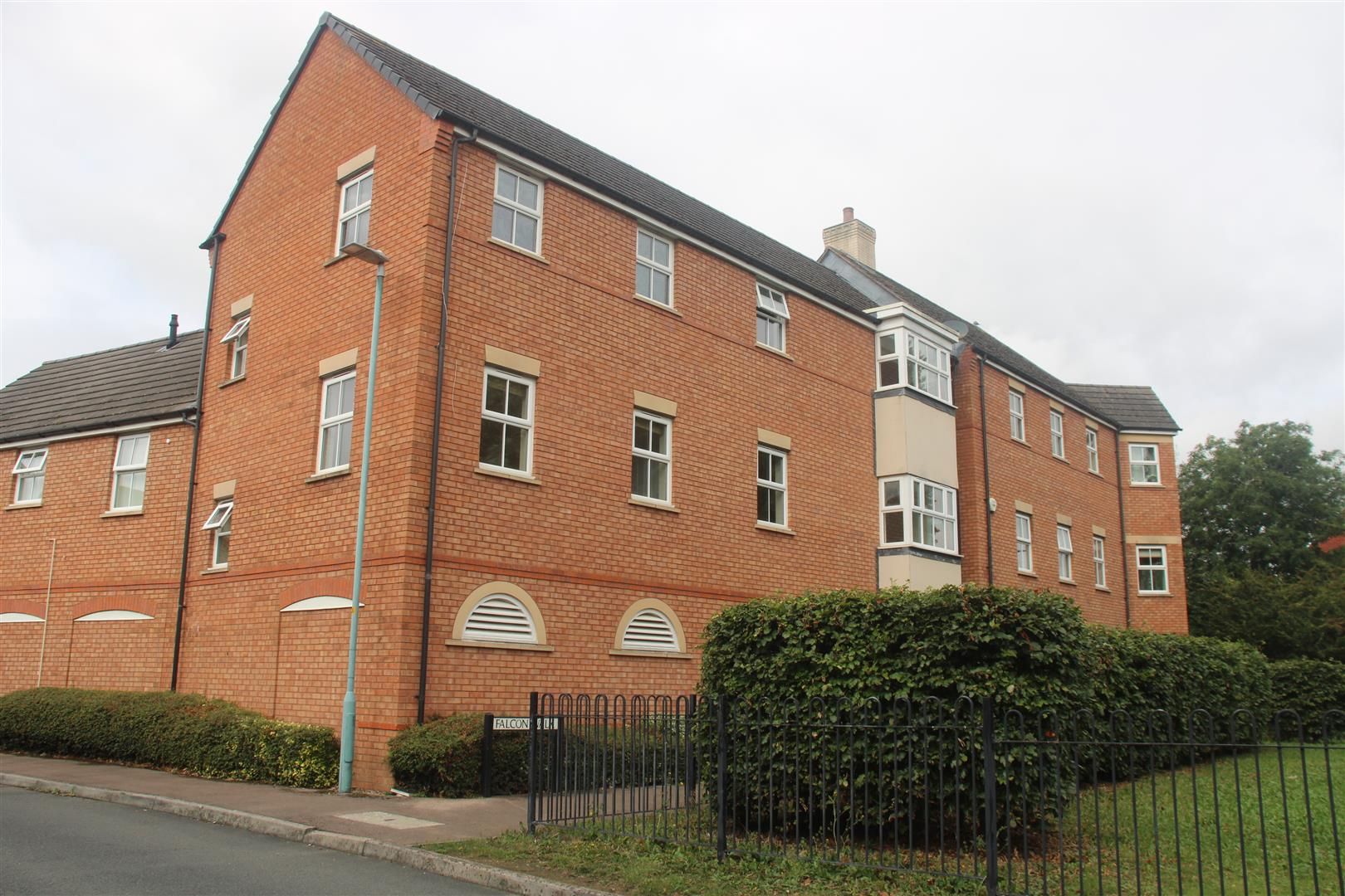 2 bed flat to rent in Falcon Road, Walton Cardiff, Tewkesbury GL20 Zoopla